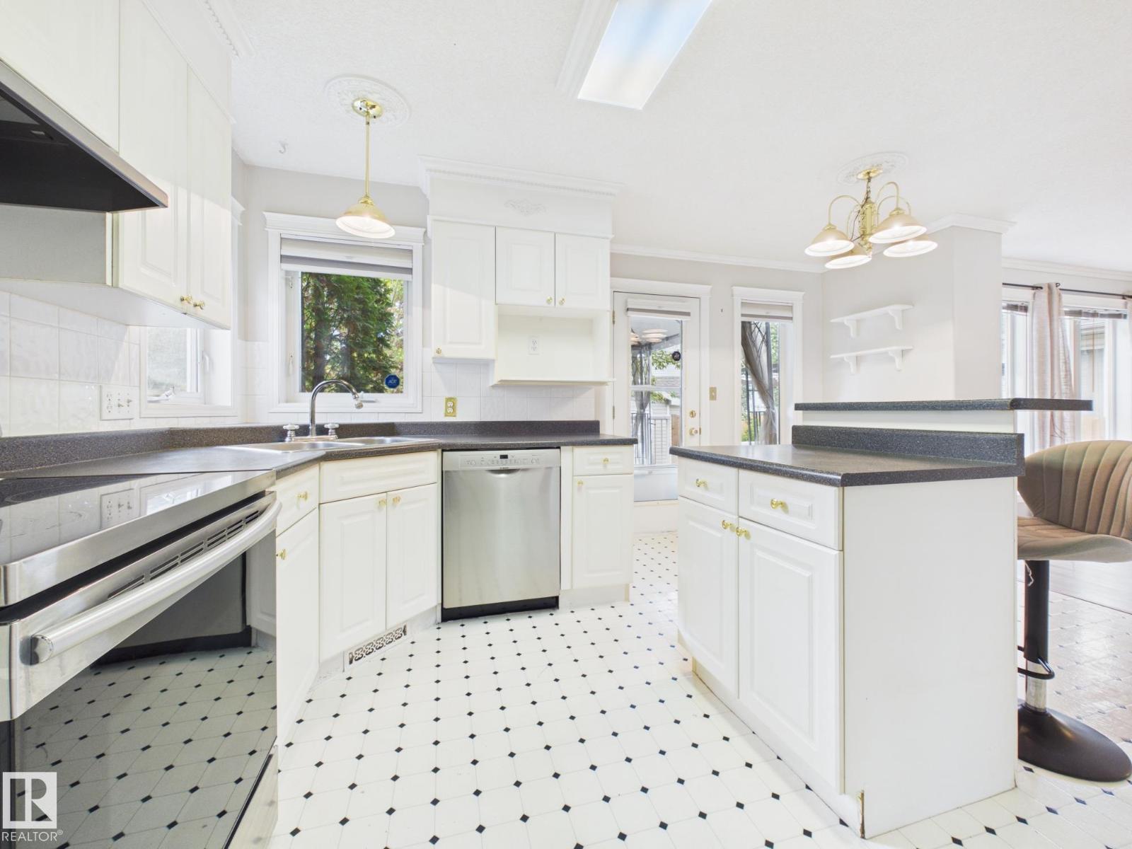 3 Hardcastle Pl Property Photo 27