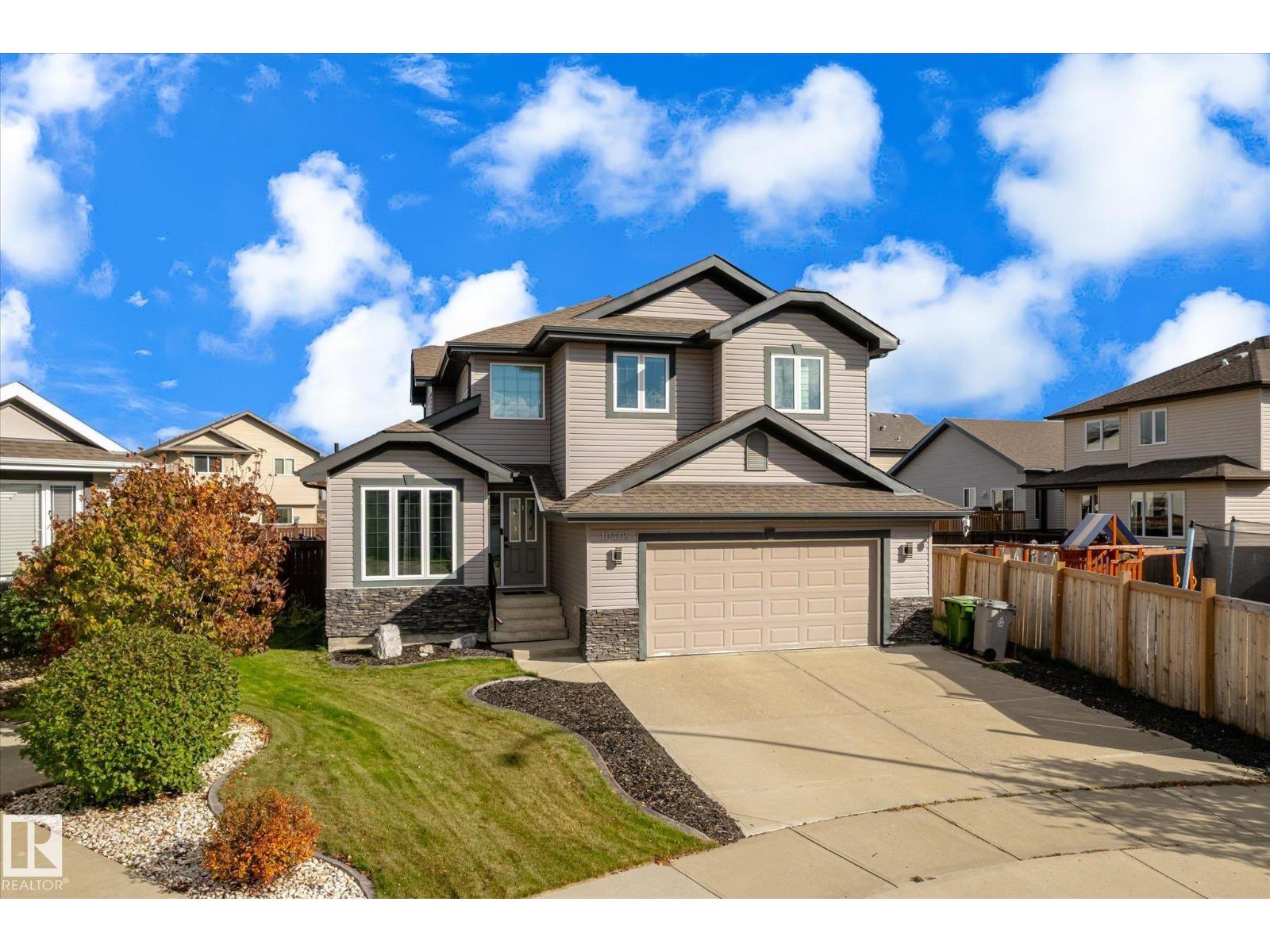 10405 98 St Property Photo 4