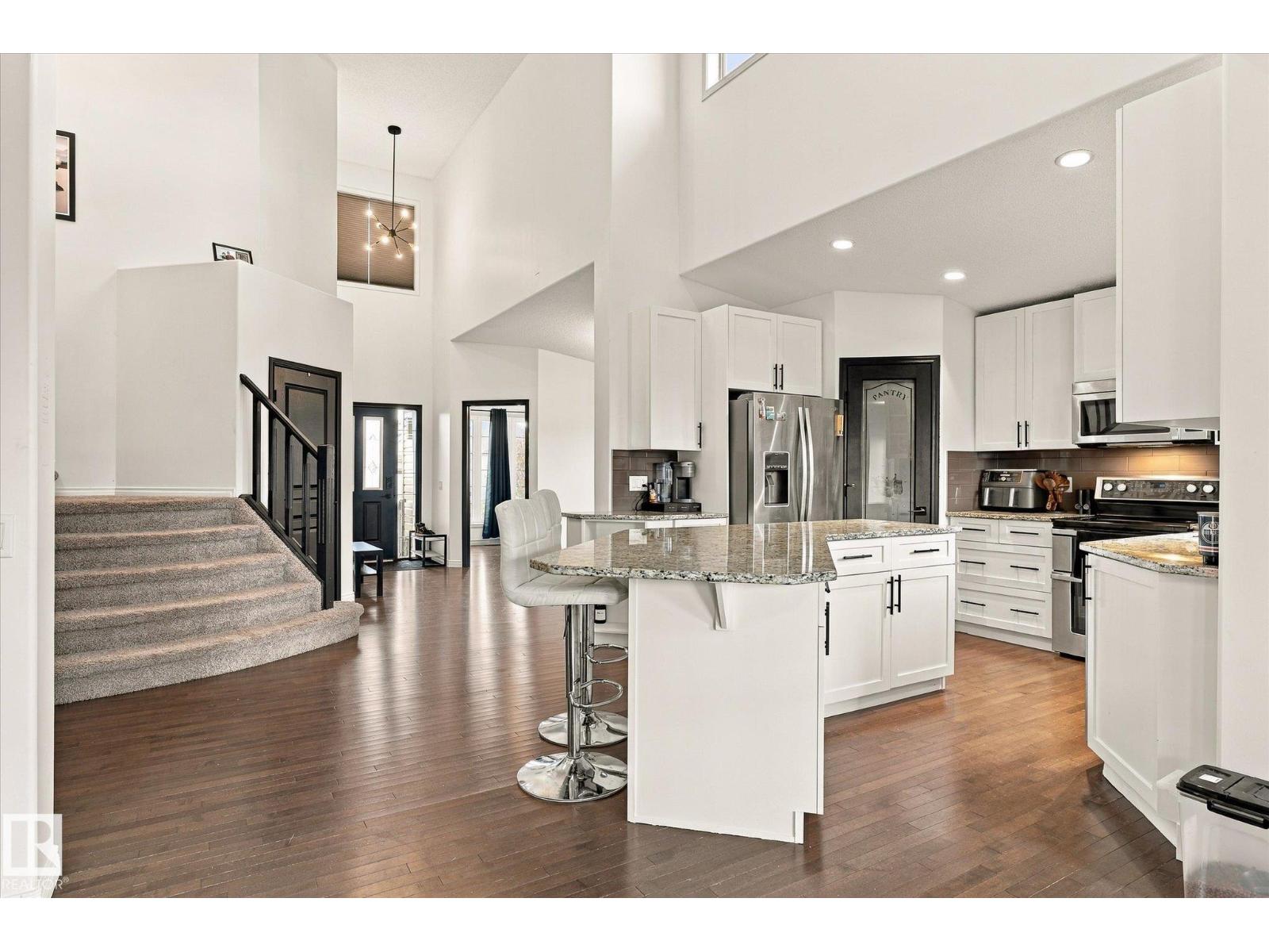 10405 98 St Property Photo 9