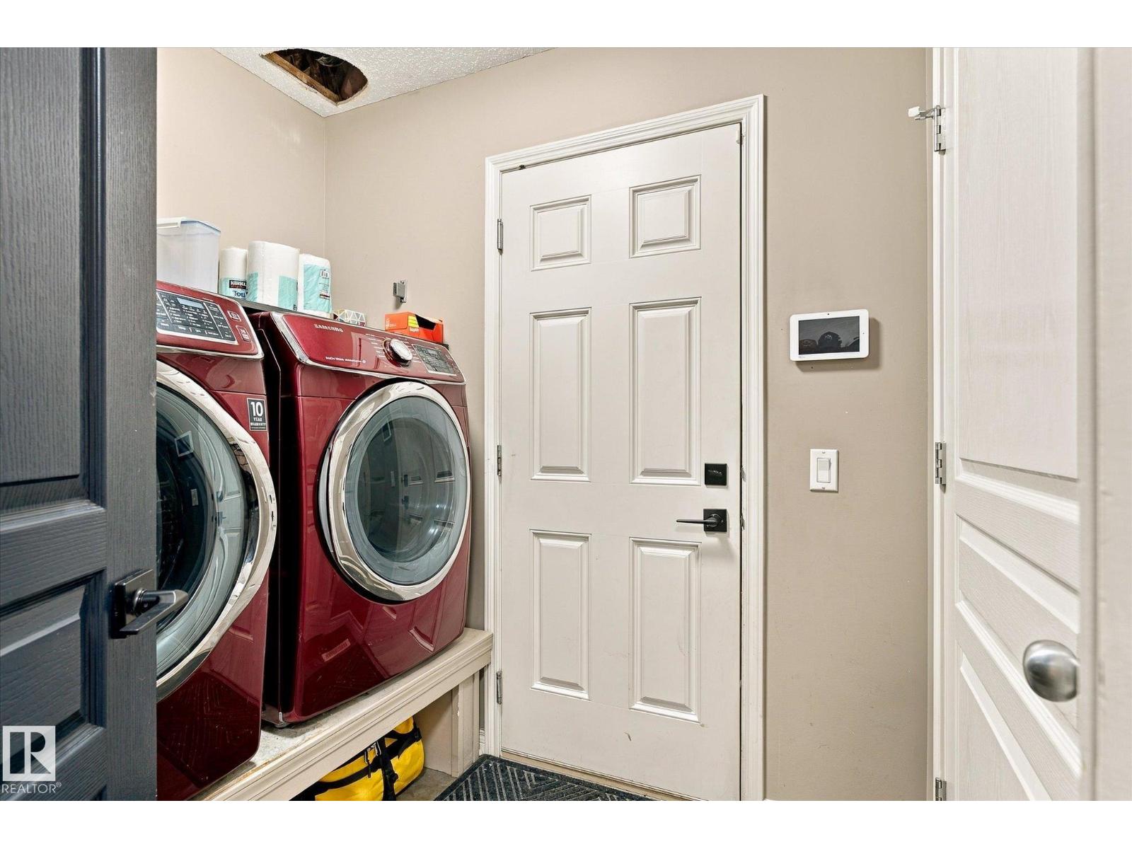 10405 98 St Property Photo 23