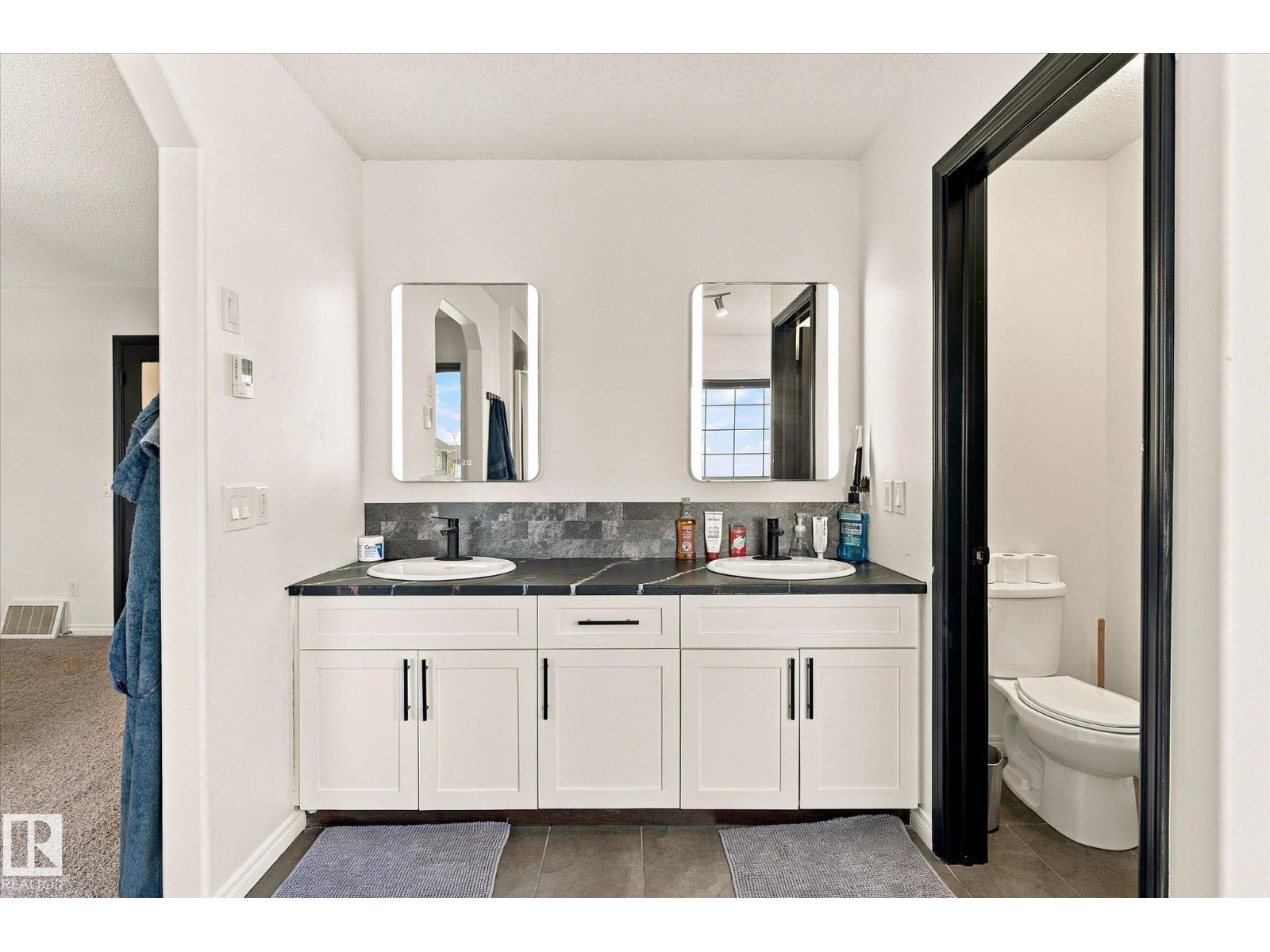 10405 98 St Property Photo 29