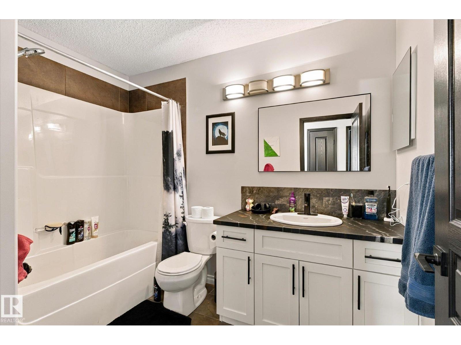 10405 98 St Property Photo 36