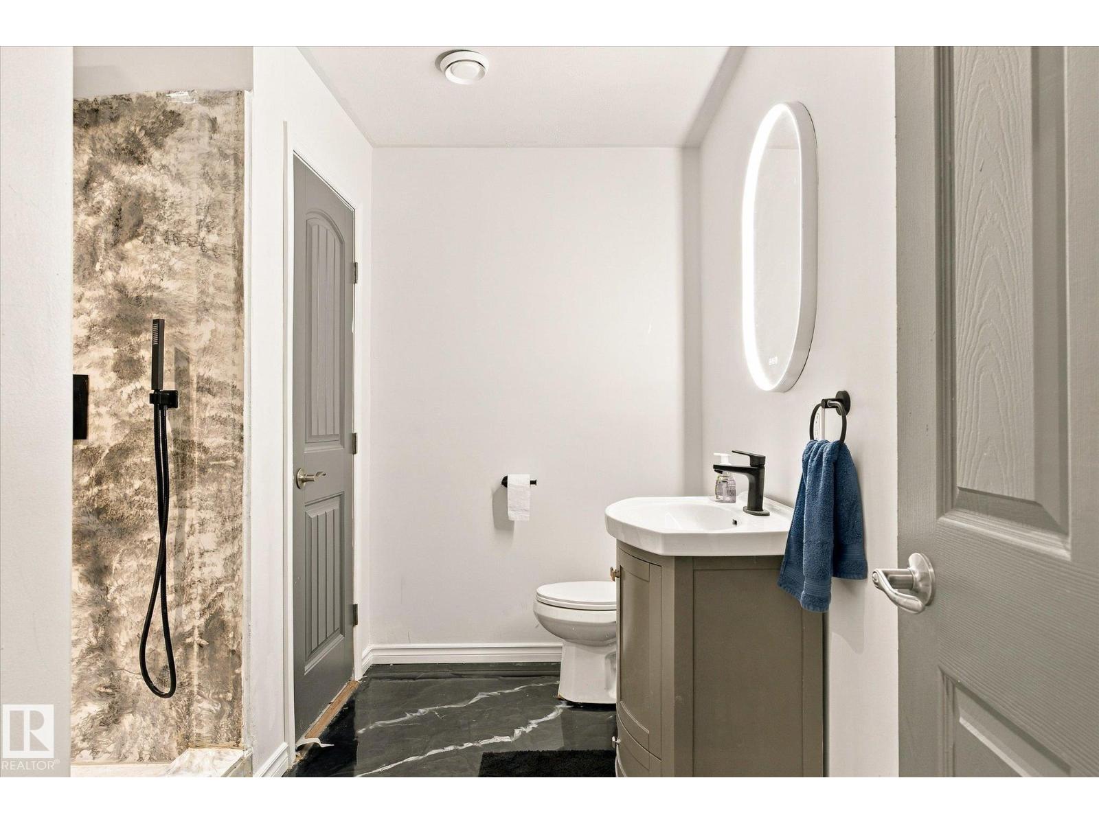 10405 98 St Property Photo 46