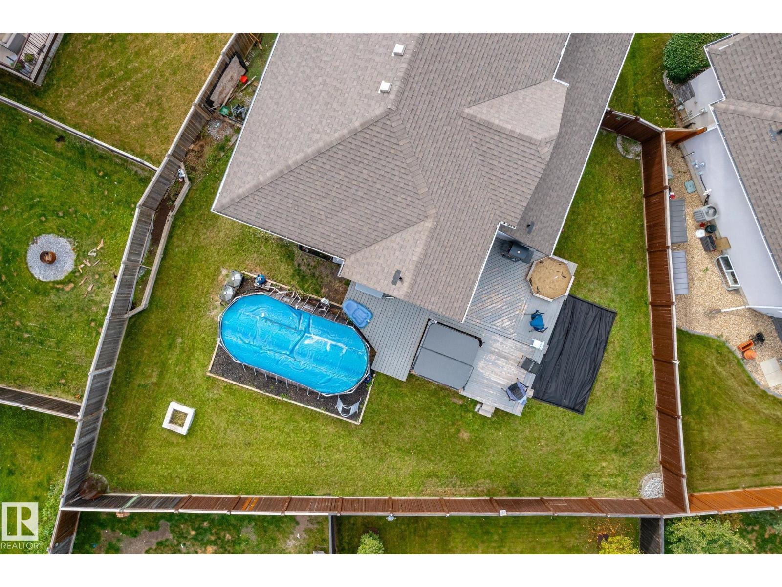 10405 98 St Property Photo 56