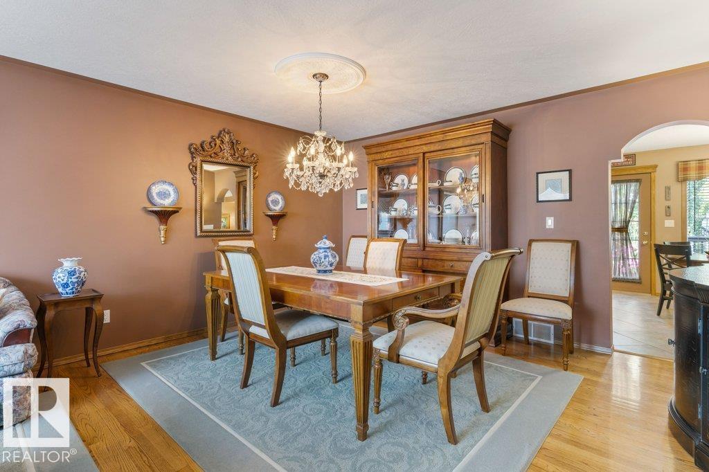 37 Huntington Cr Property Photo 5