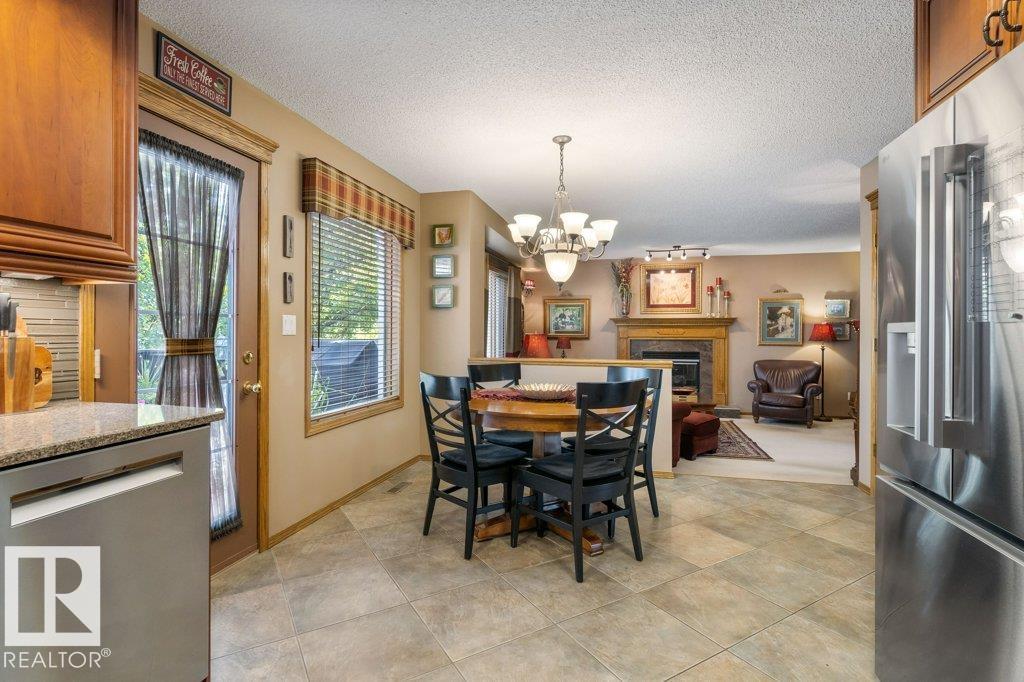 37 Huntington Cr Property Photo 14
