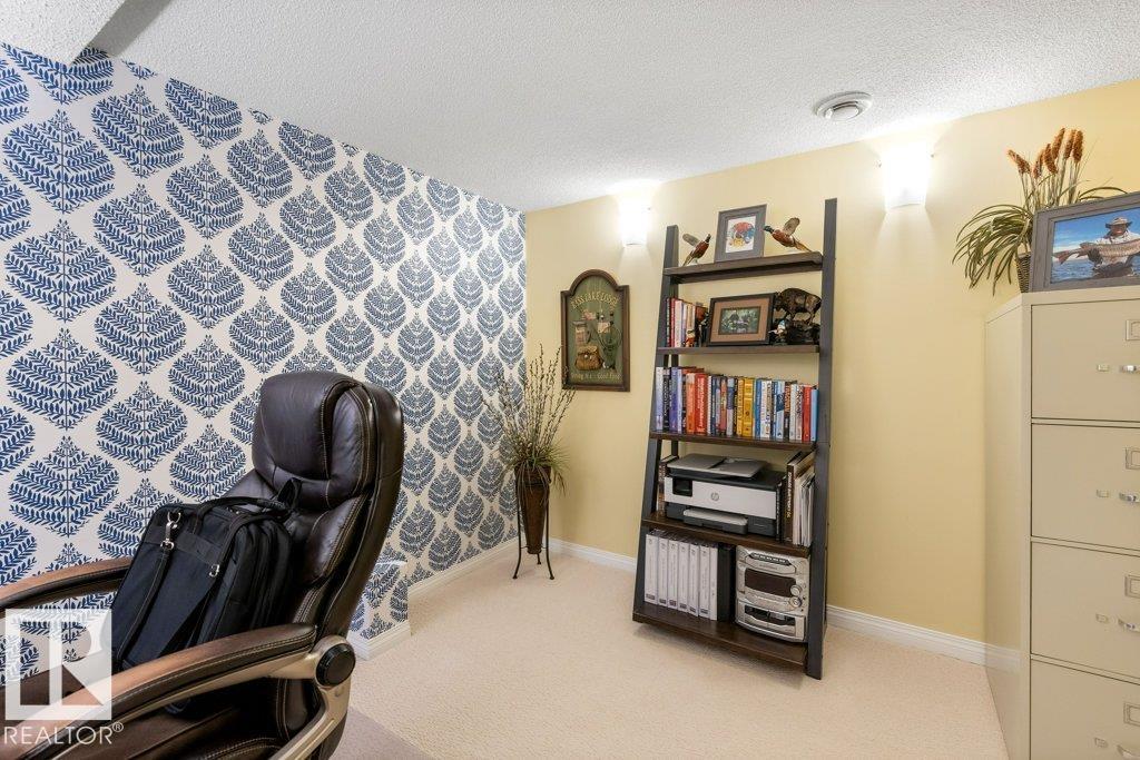37 Huntington Cr Property Photo 31