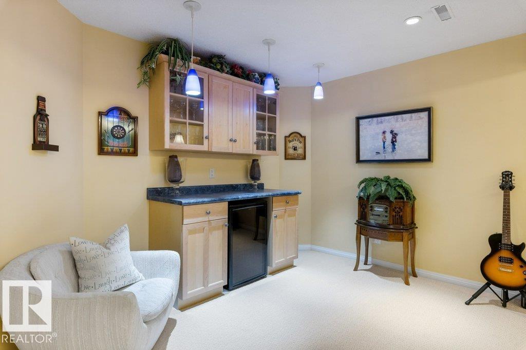 37 Huntington Cr Property Photo 38