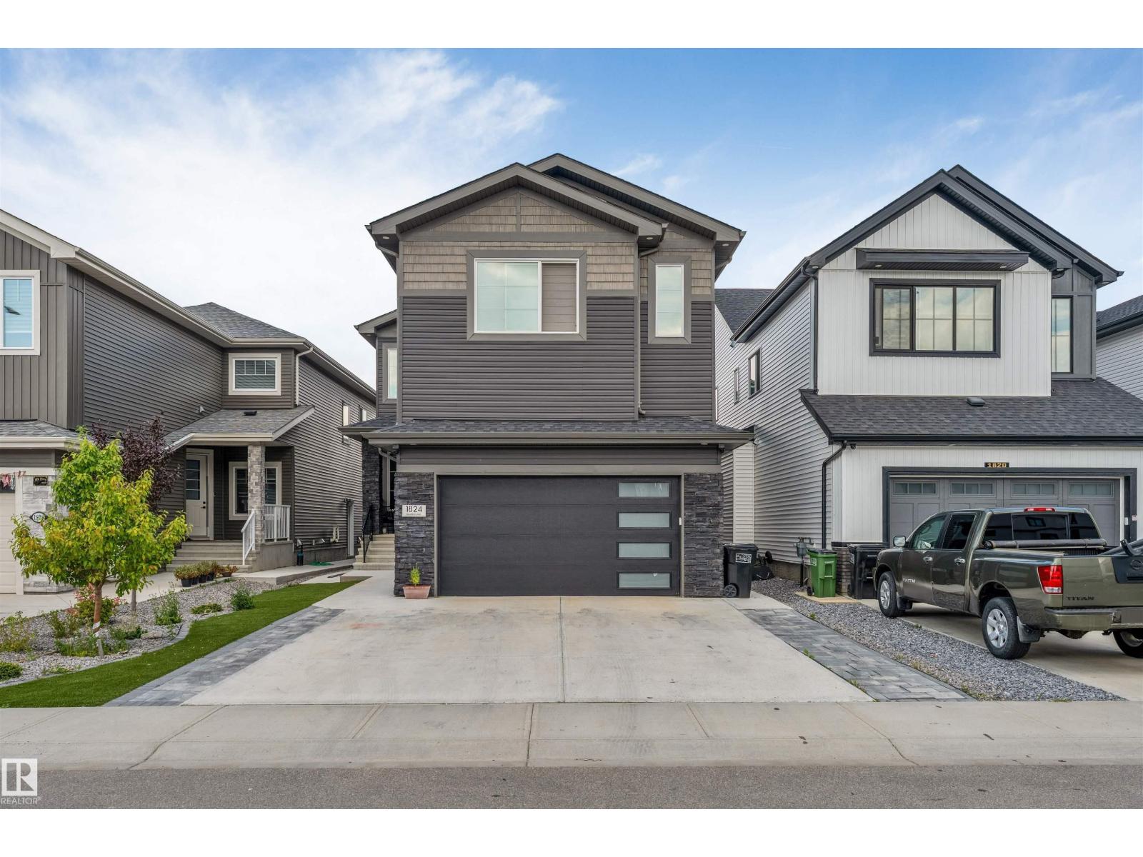 1824 18 Av Nw Property Photo 6