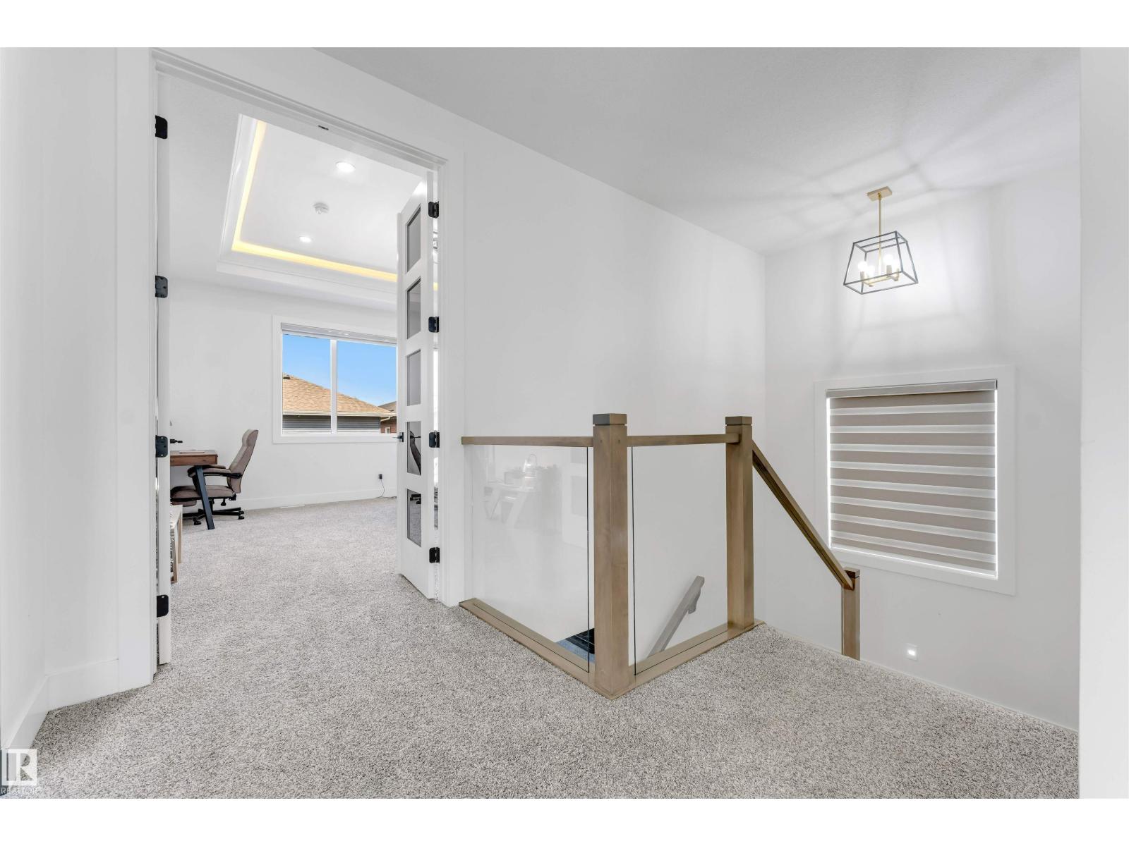 1824 18 Av Nw Property Photo 32