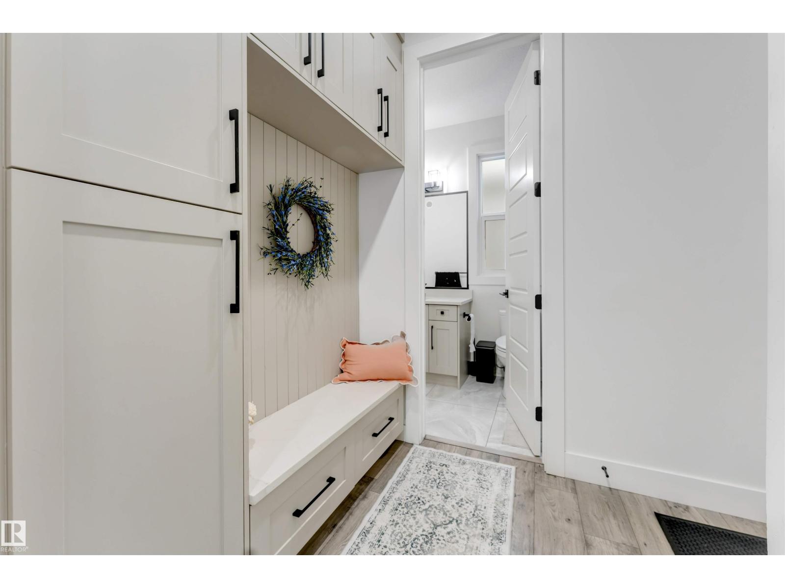 1824 18 Av Nw Property Photo 42