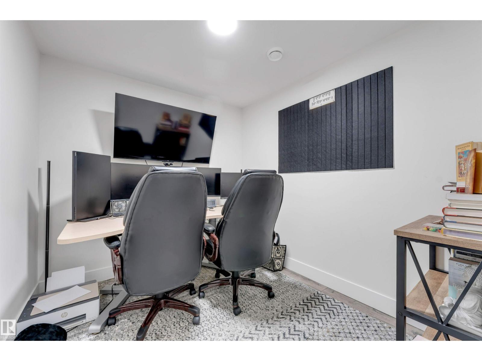 1824 18 Av Nw Property Photo 68