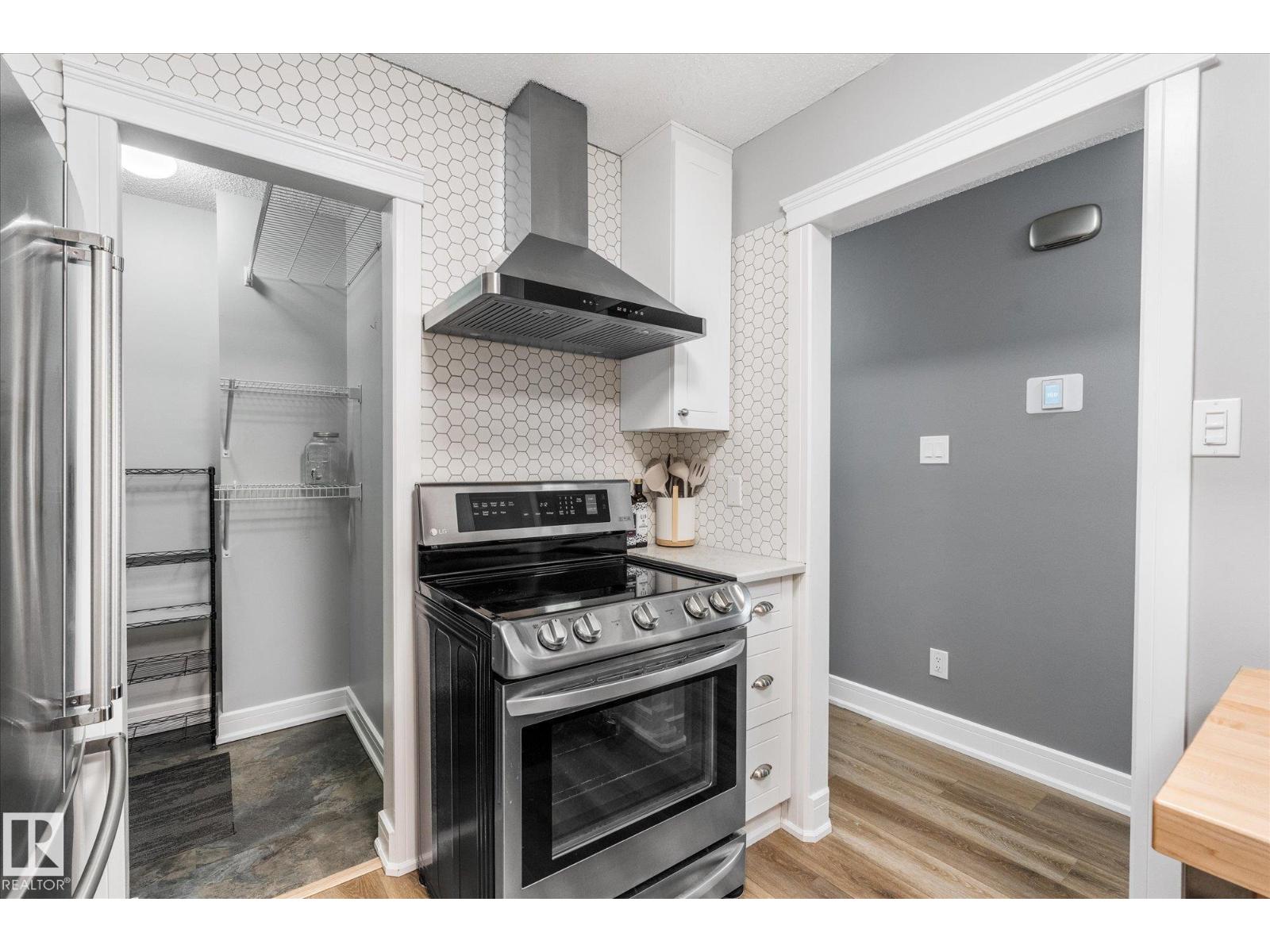 #38 2115 118 St Nw Property Photo 26