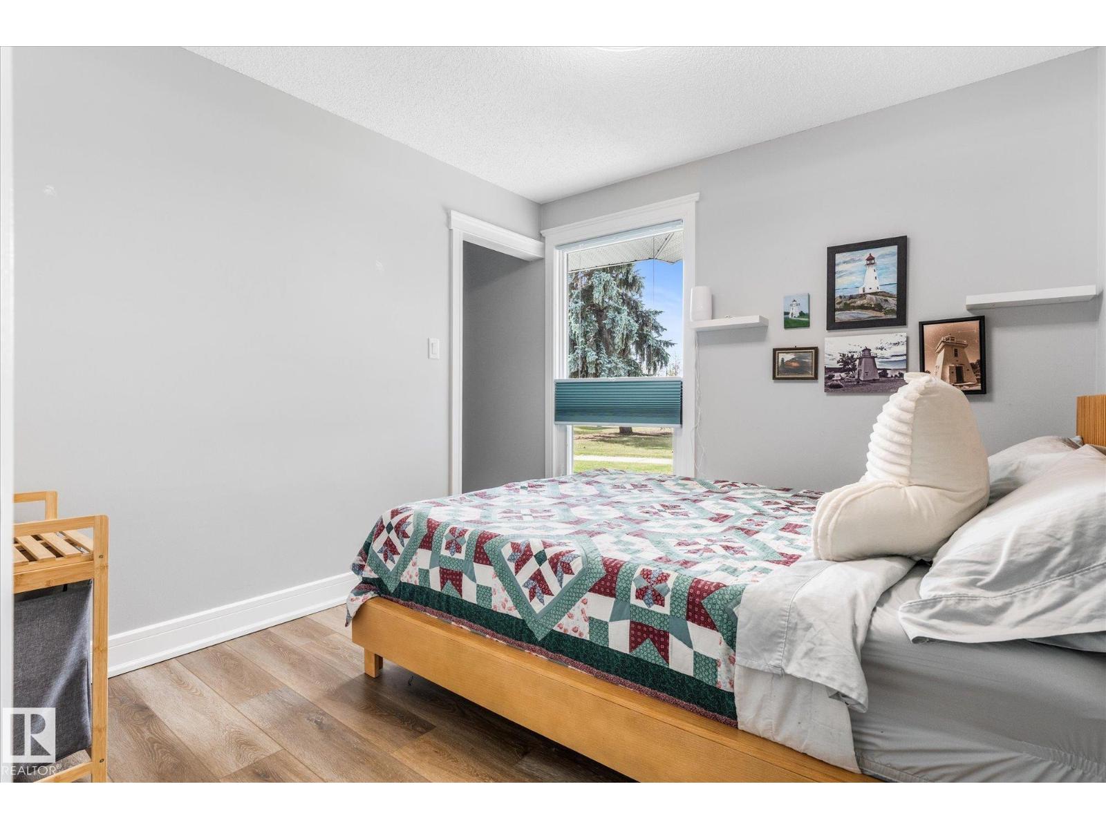 #38 2115 118 St Nw Property Photo 34