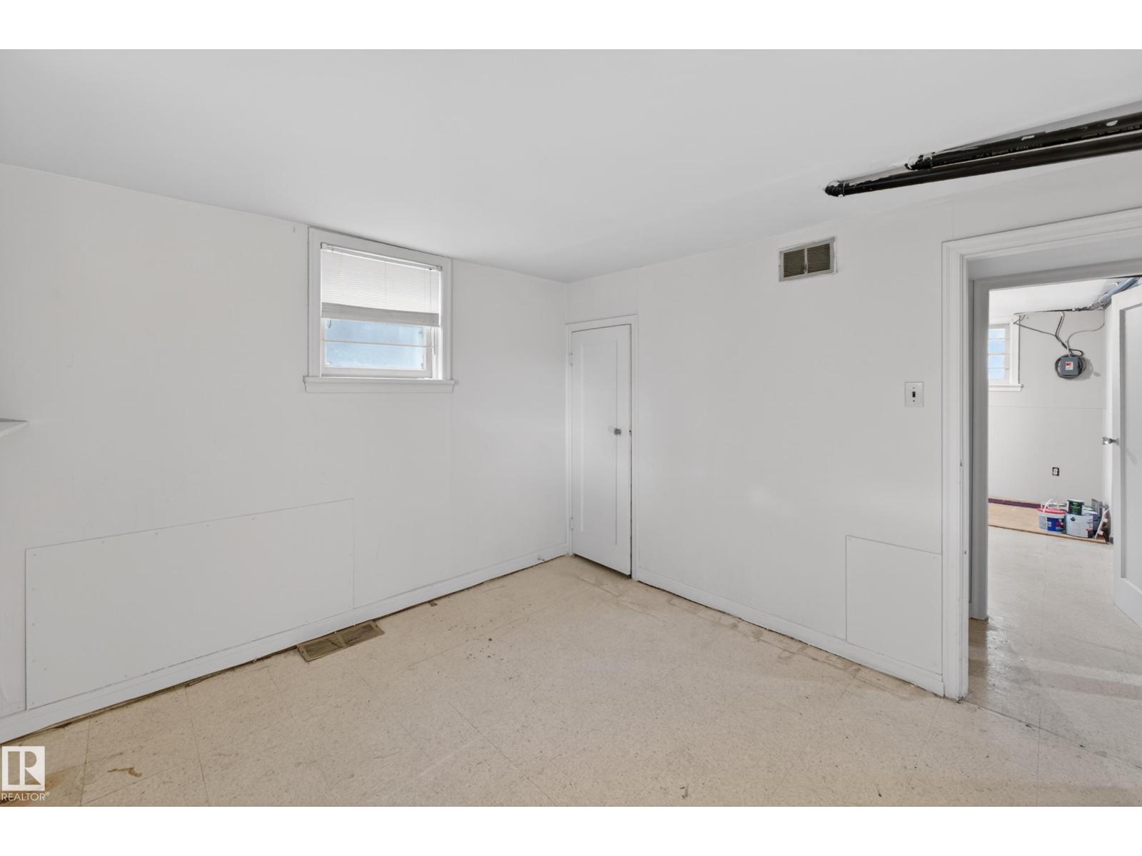 11010 106 St Nw Property Photo 53