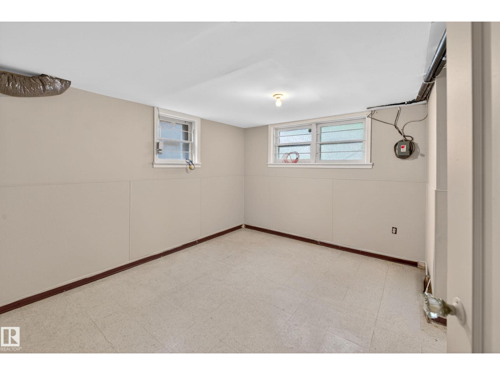 11010 106 St Nw Property Photo 55