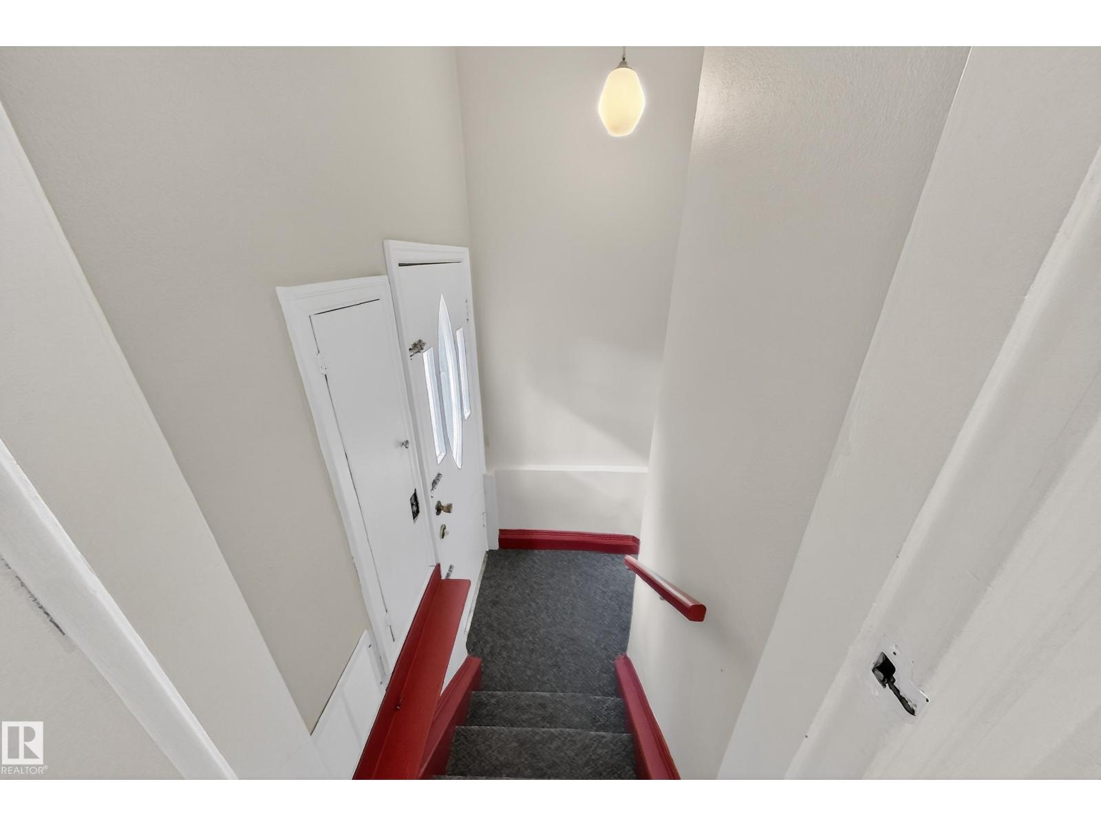 11010 106 St Nw Property Photo 57