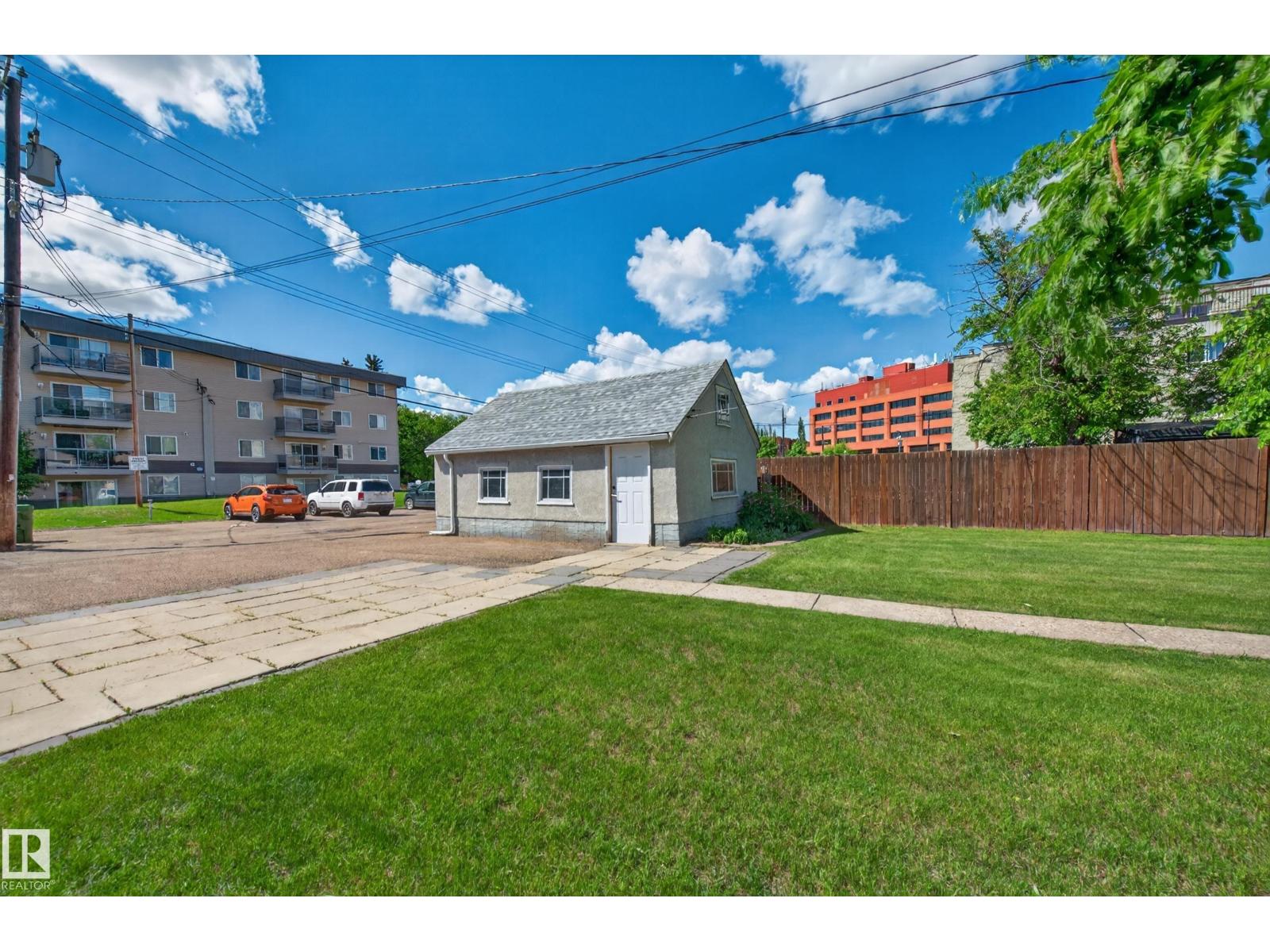 11010 106 St Nw Property Photo 61