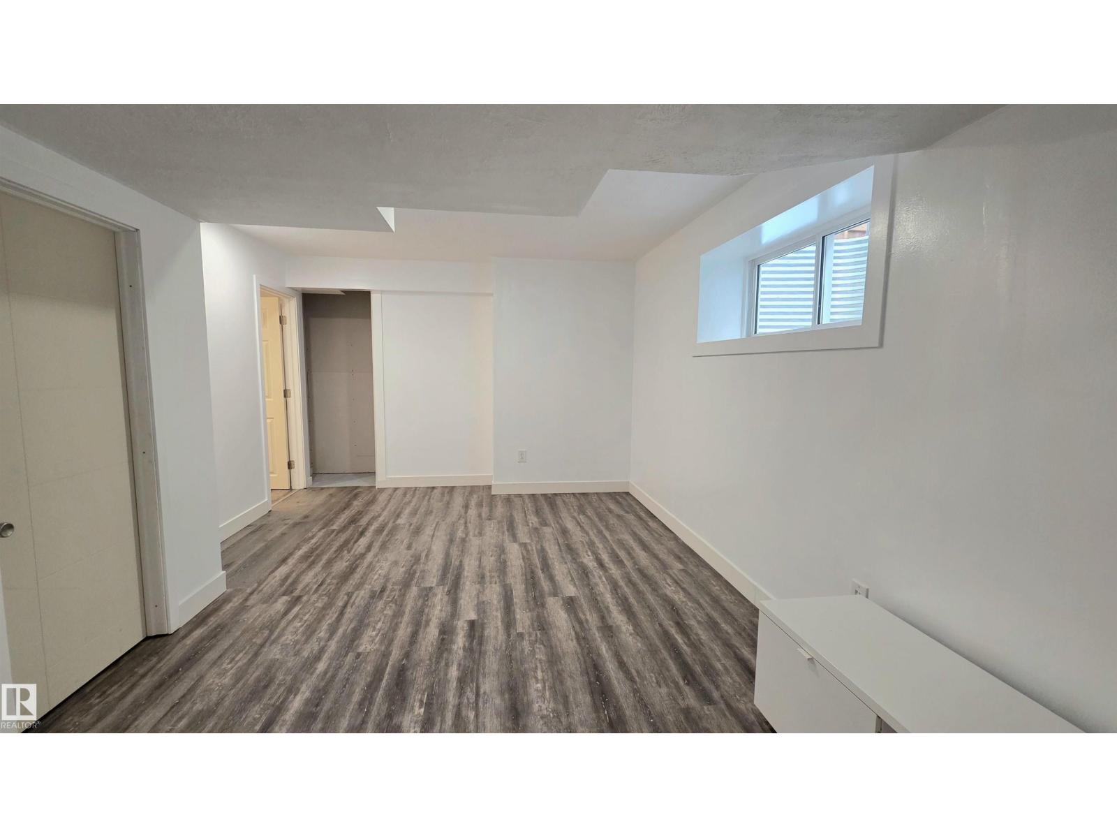 803 Secord Bv Nw Property Photo 30
