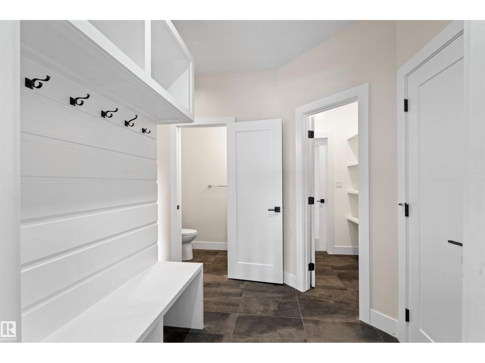 9804 223 St Nw Property Photo 12