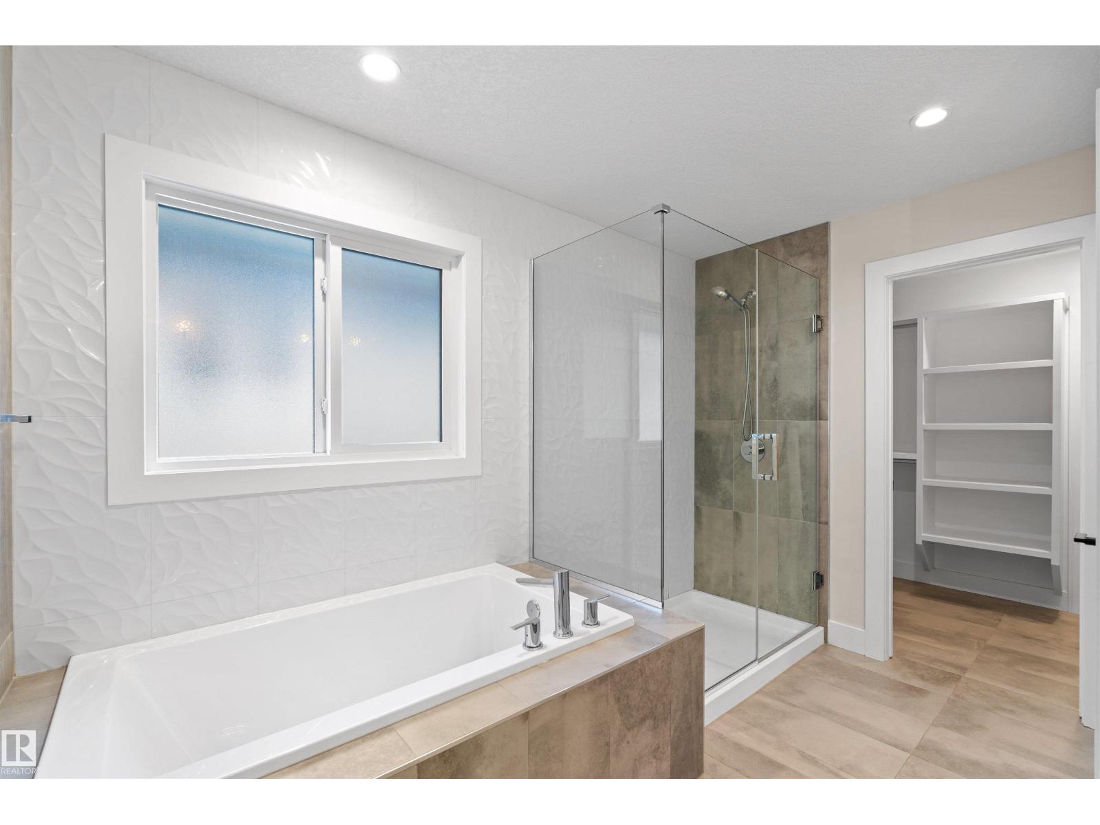 9804 223 St Nw Property Photo 20