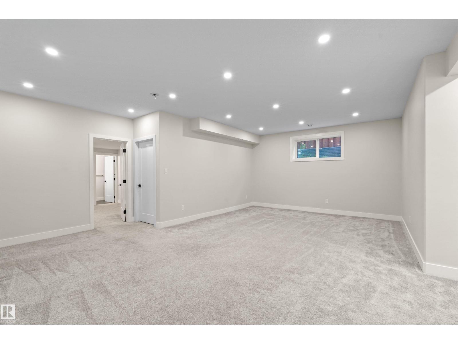 9804 223 St Nw Property Photo 28