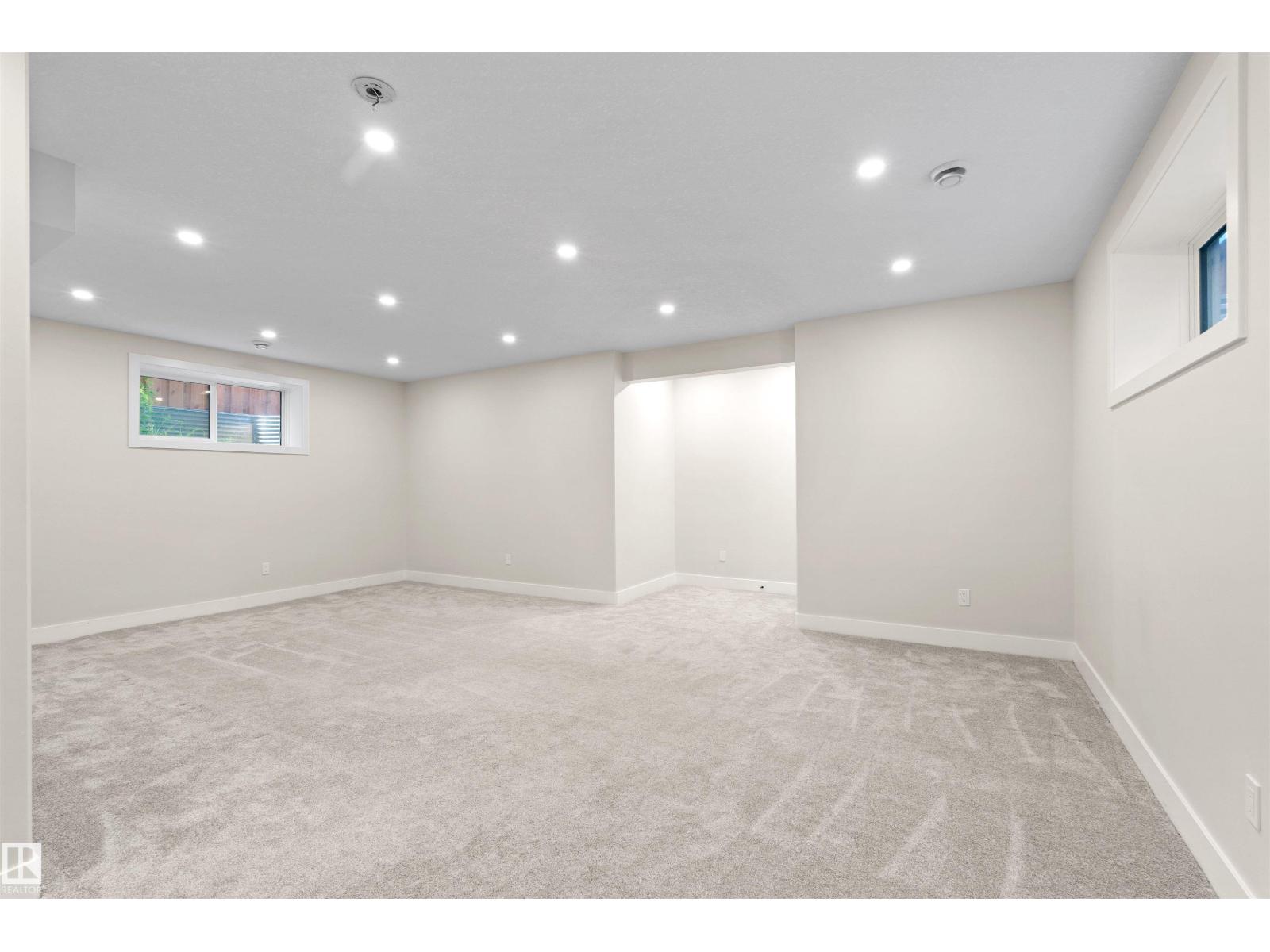 9804 223 St Nw Property Photo 29