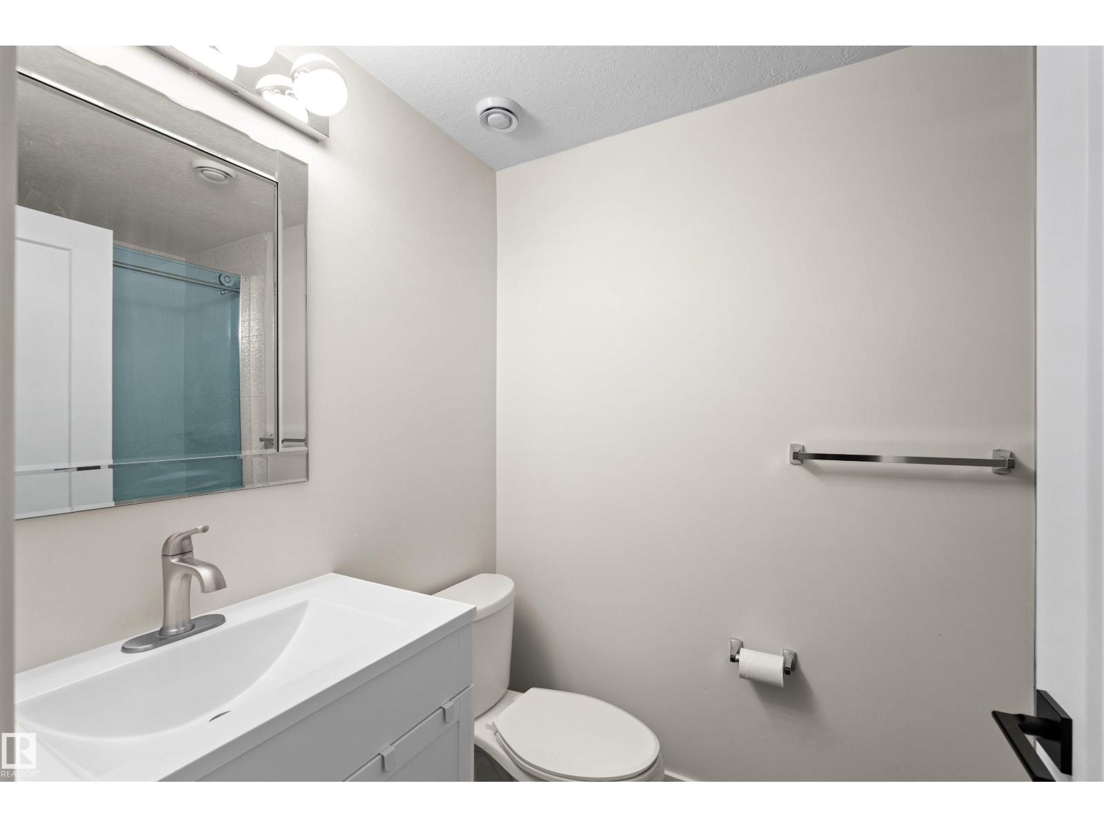 9804 223 St Nw Property Photo 32