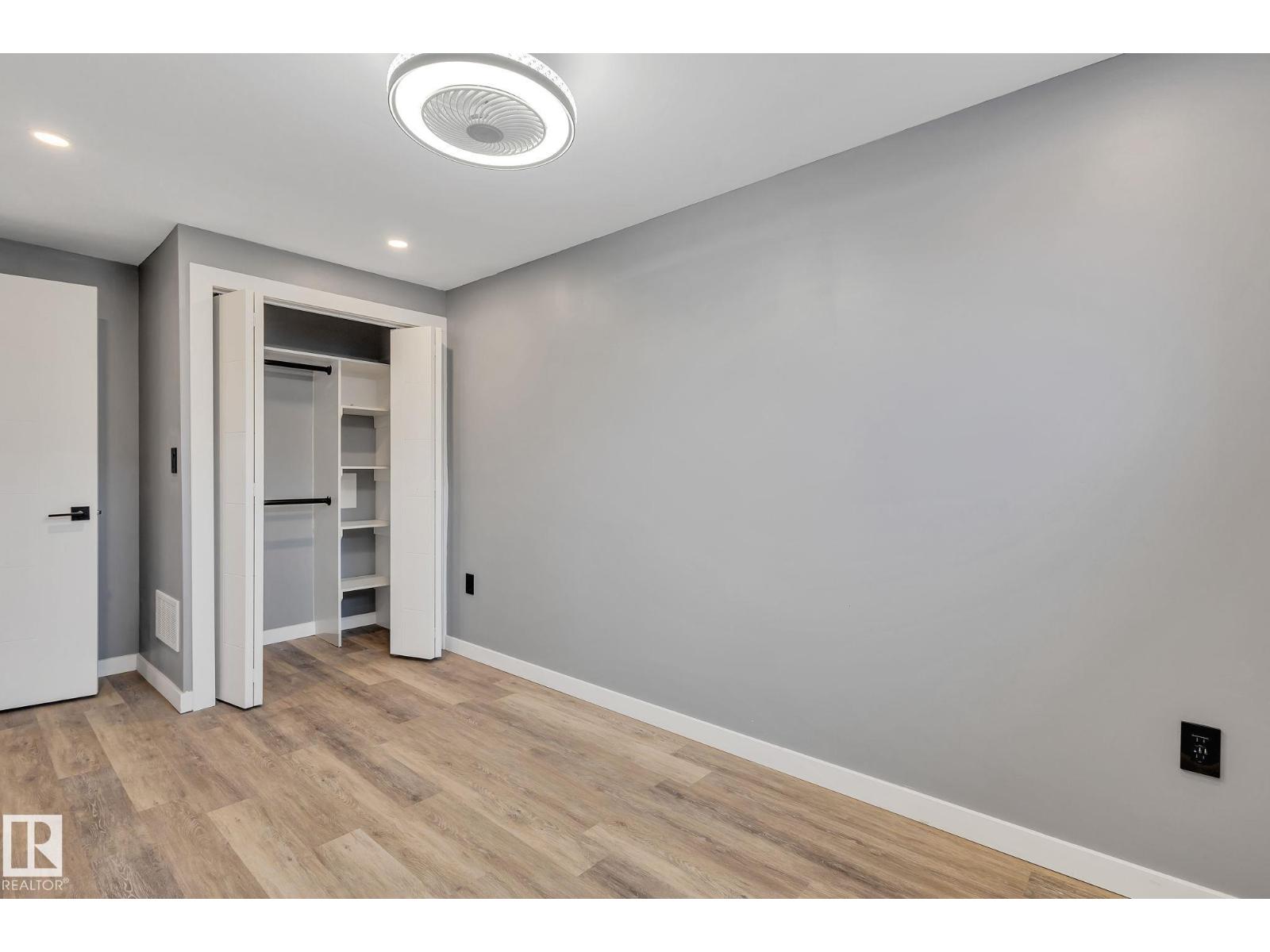 8823-8825 95 St Nw Property Photo 27