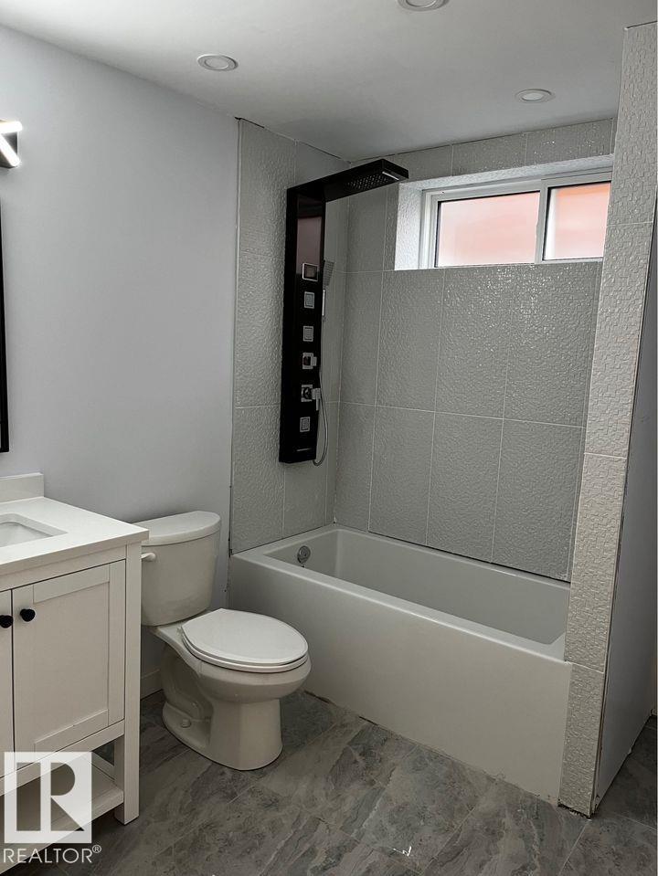 8823-8825 95 St Nw Property Photo 38