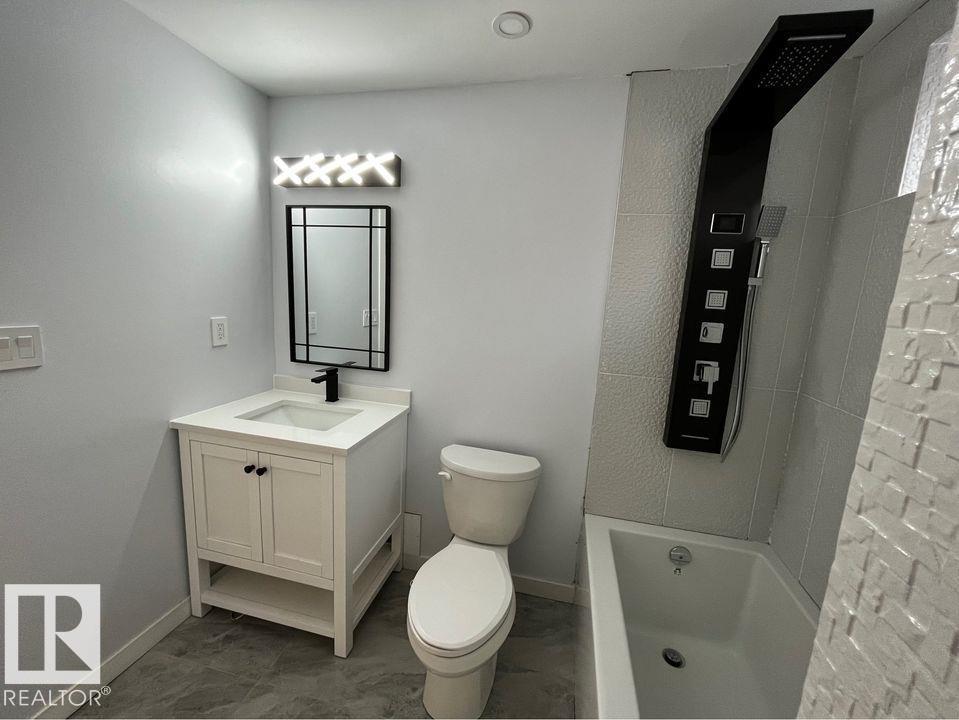 8823-8825 95 St Nw Property Photo 39
