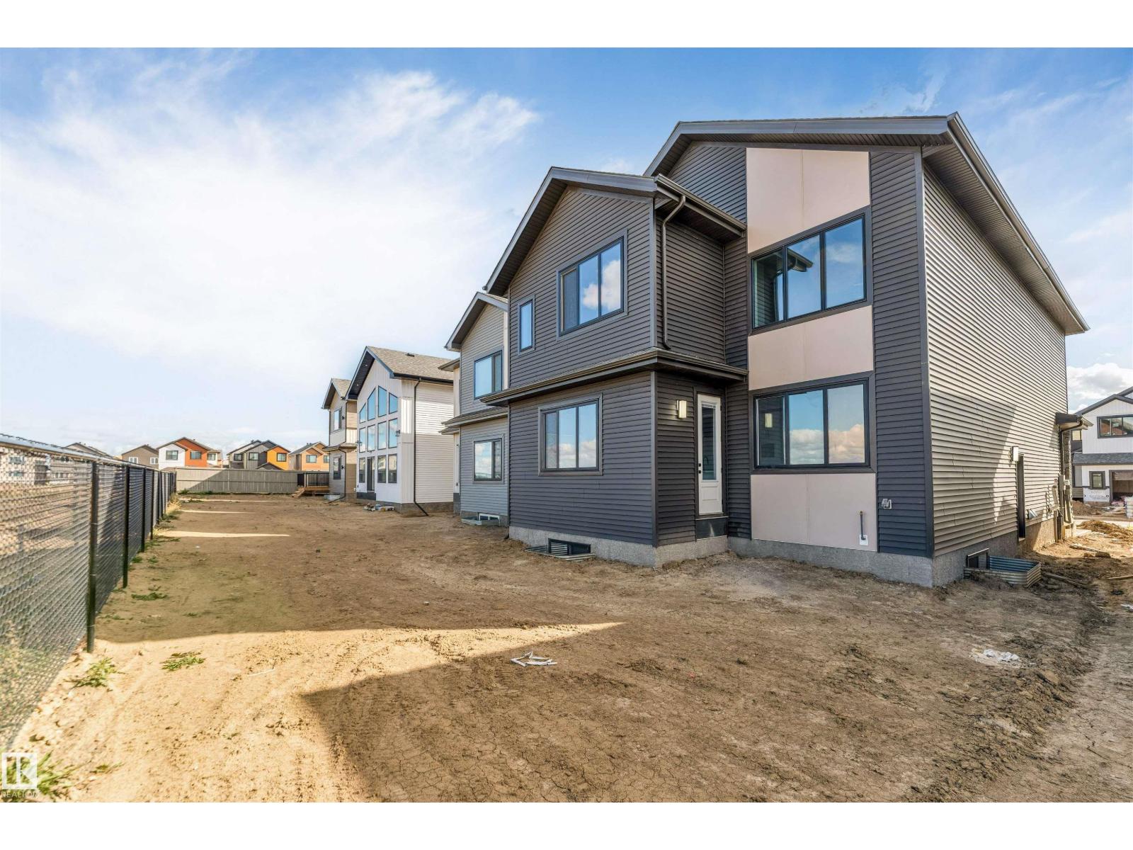 13136 187 Av Nw Property Photo 5