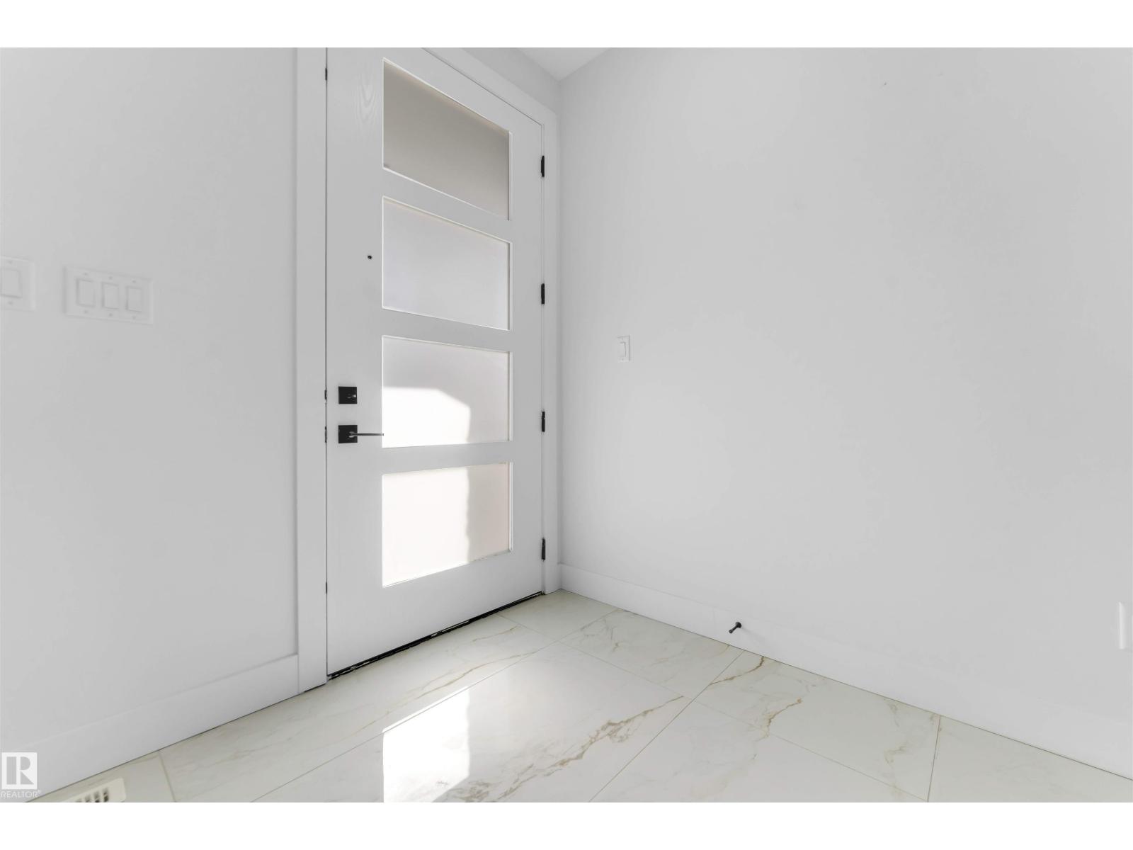 13136 187 Av Nw Property Photo 12