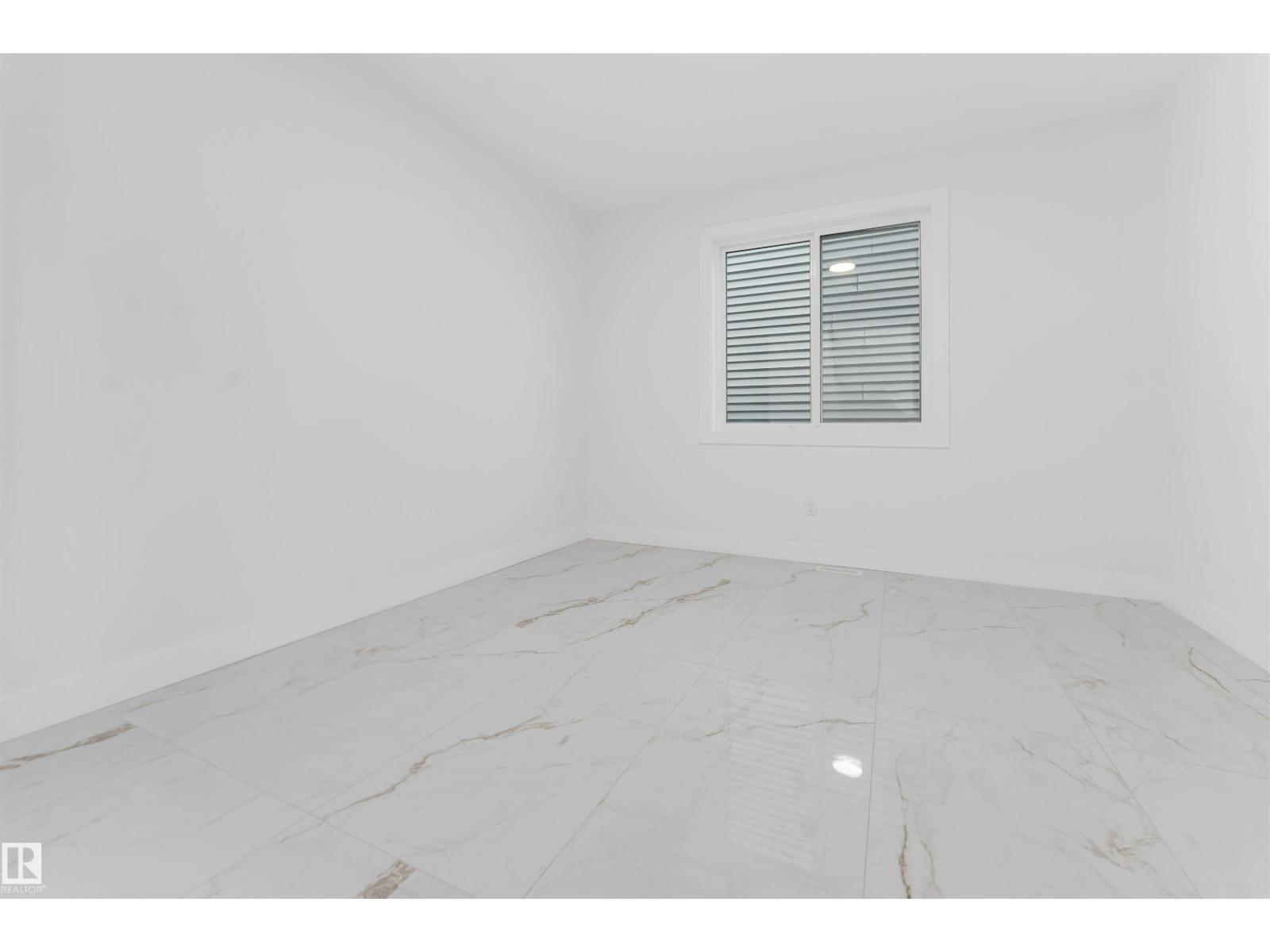 13136 187 Av Nw Property Photo 15