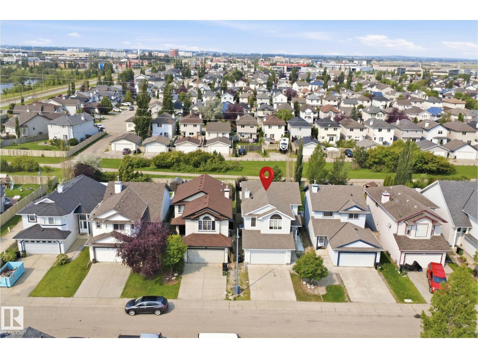 714 87 Street Sw Property Photo 1