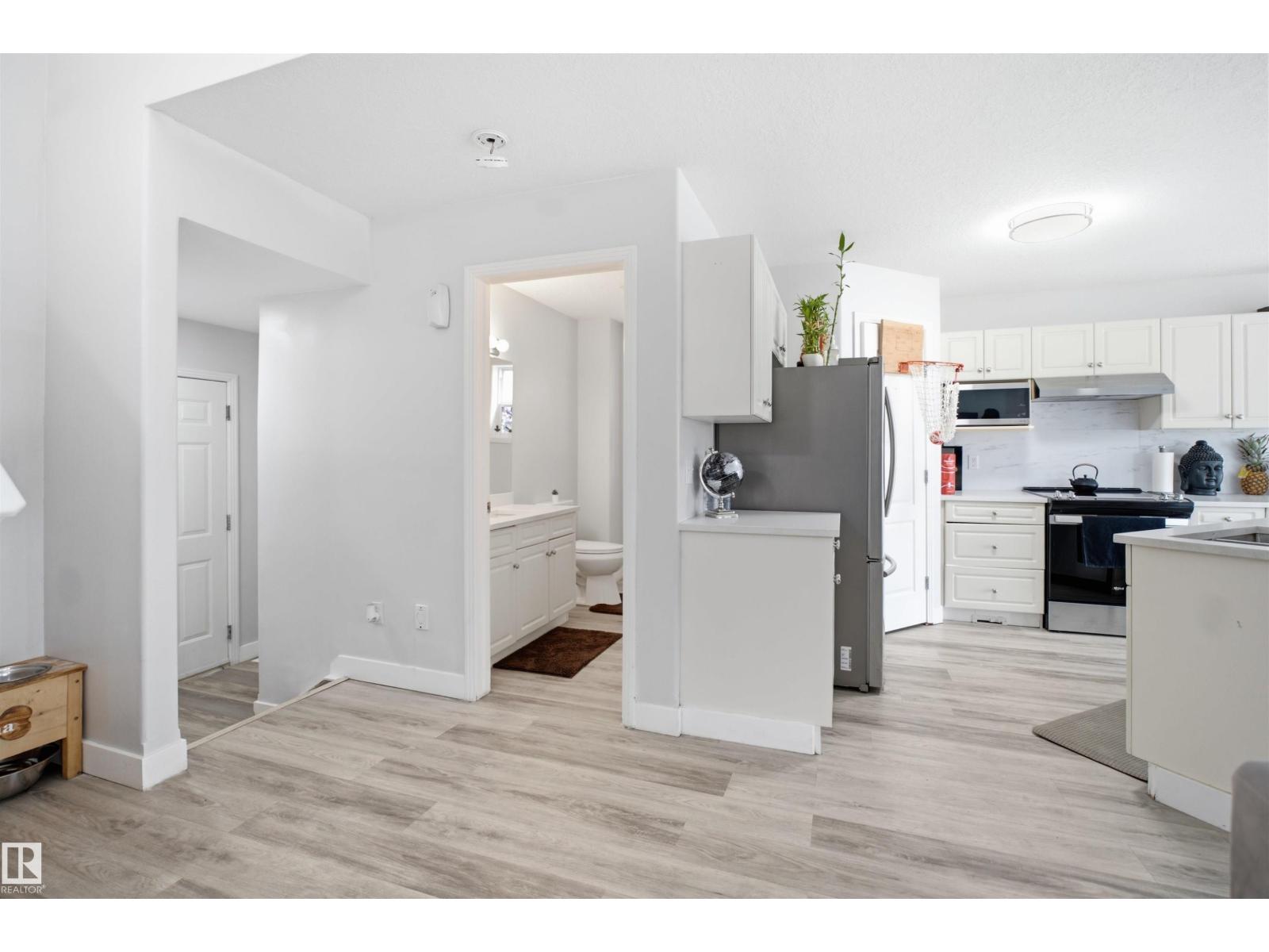 714 87 Street Sw Property Photo 11