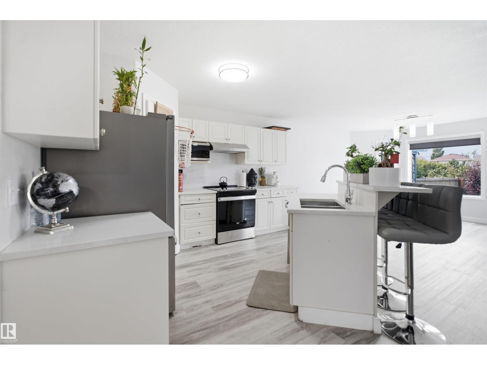 714 87 Street Sw Property Photo 14