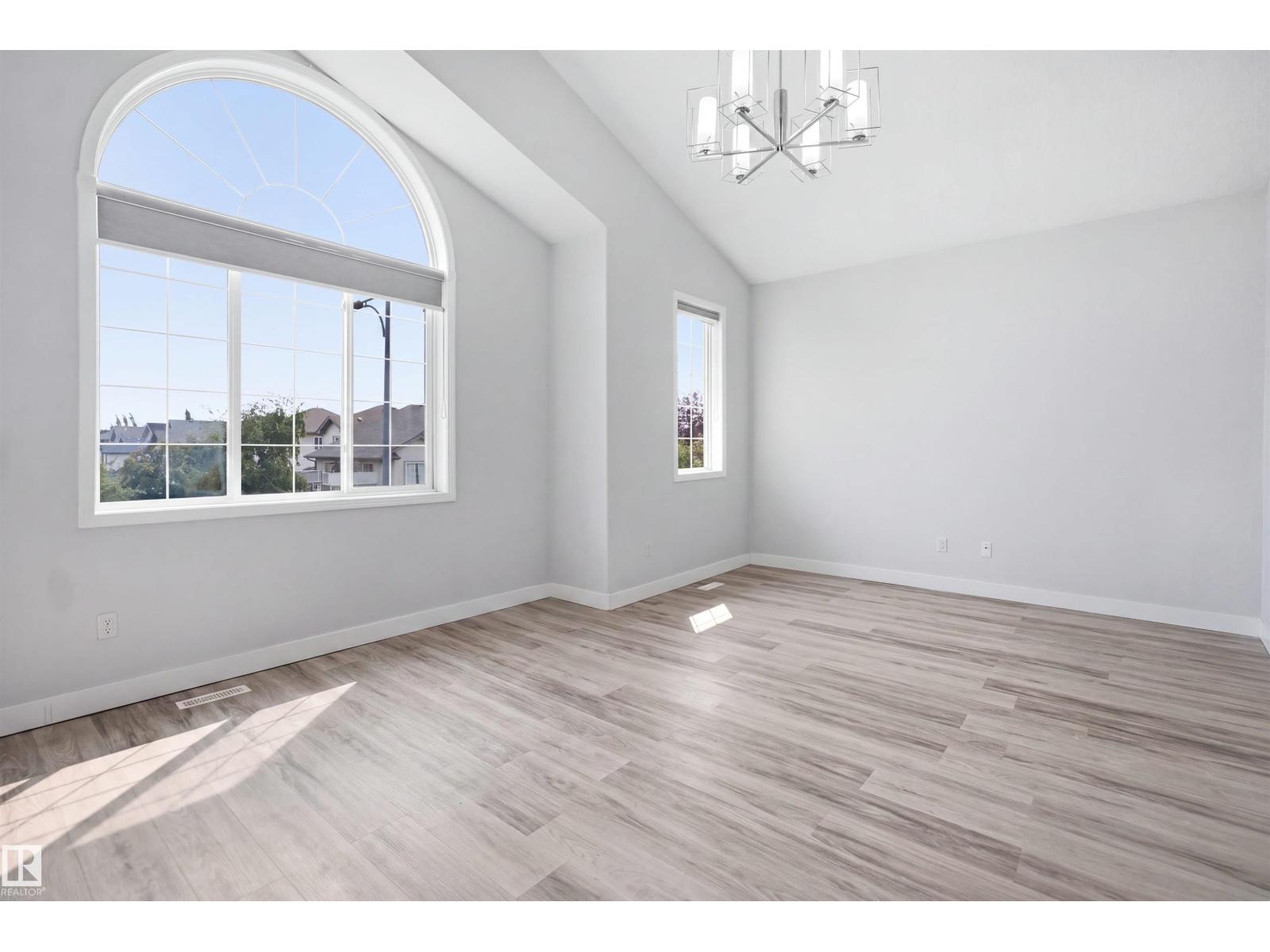 714 87 Street Sw Property Photo 21