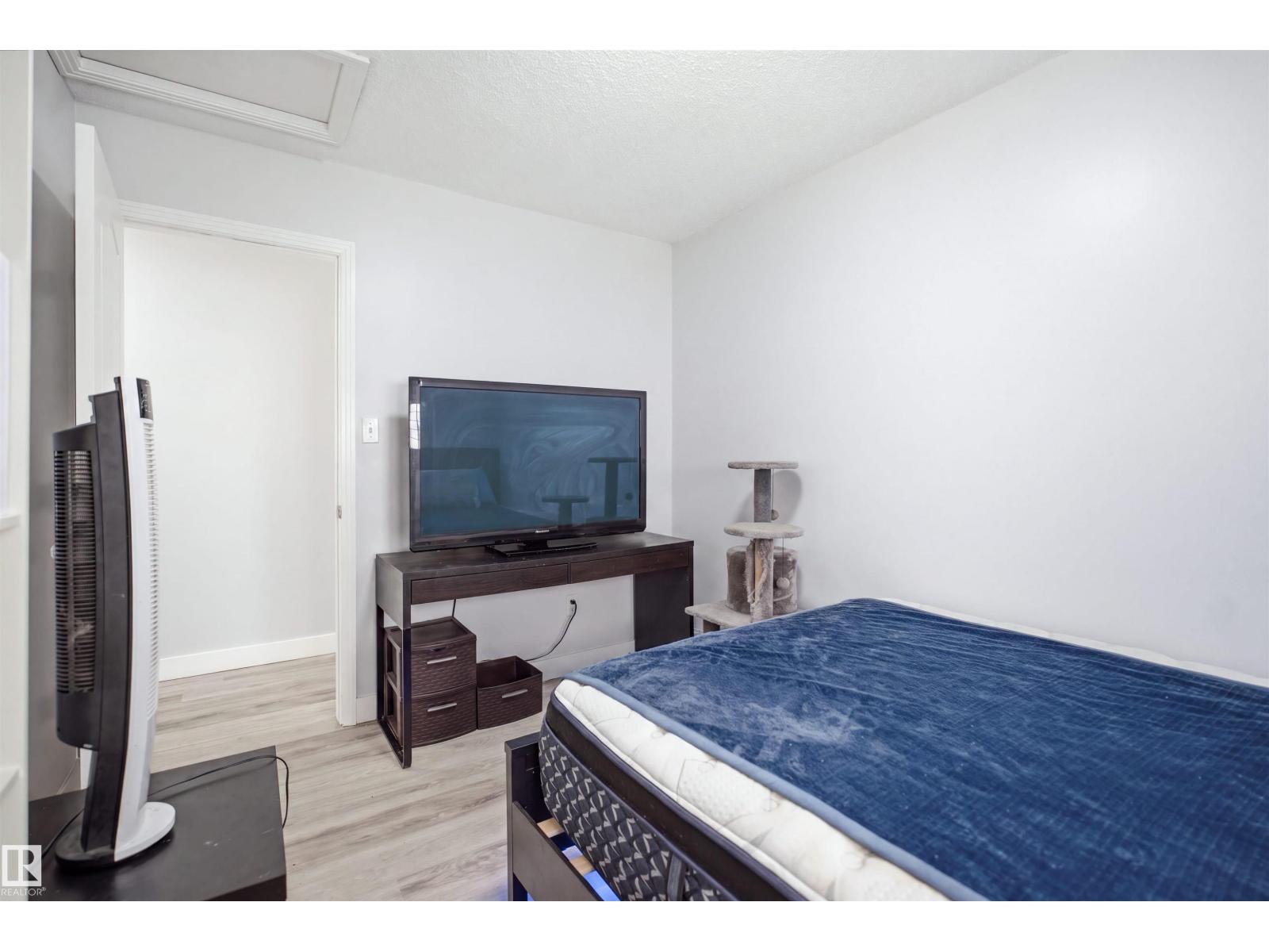 714 87 Street Sw Property Photo 26