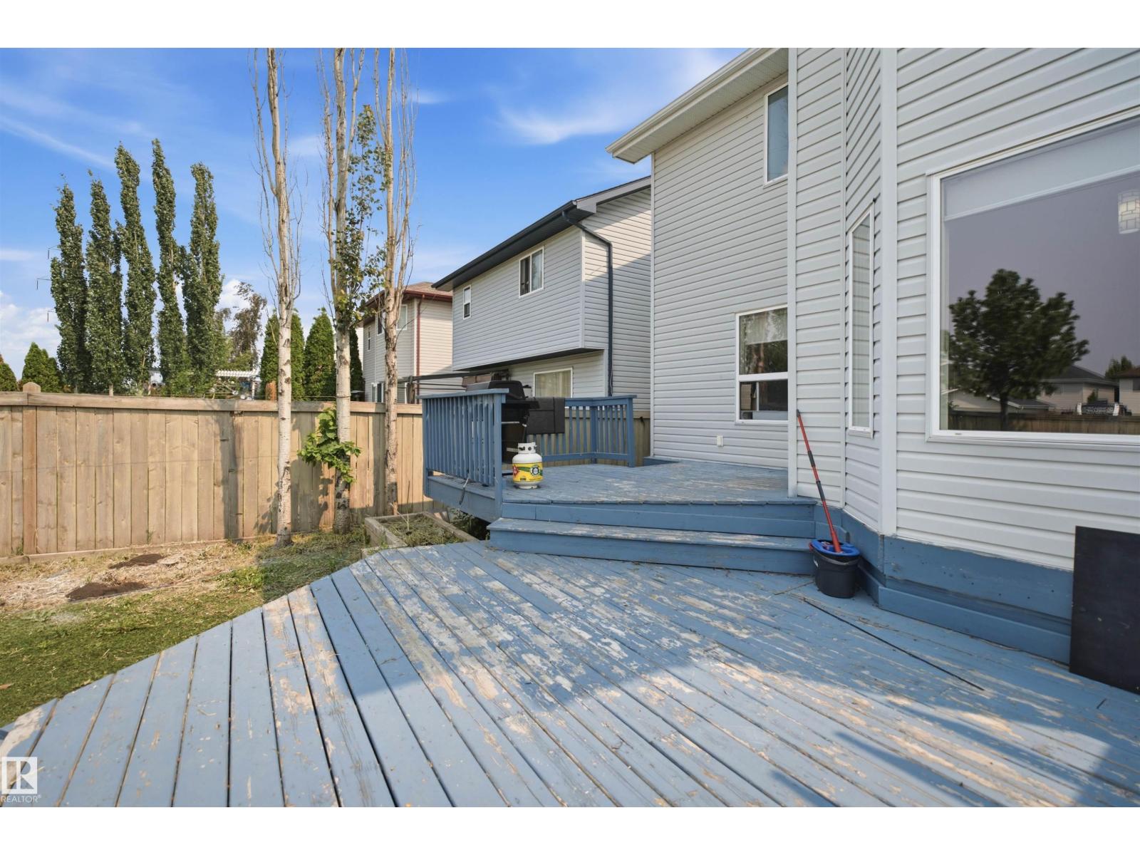 714 87 Street Sw Property Photo 43