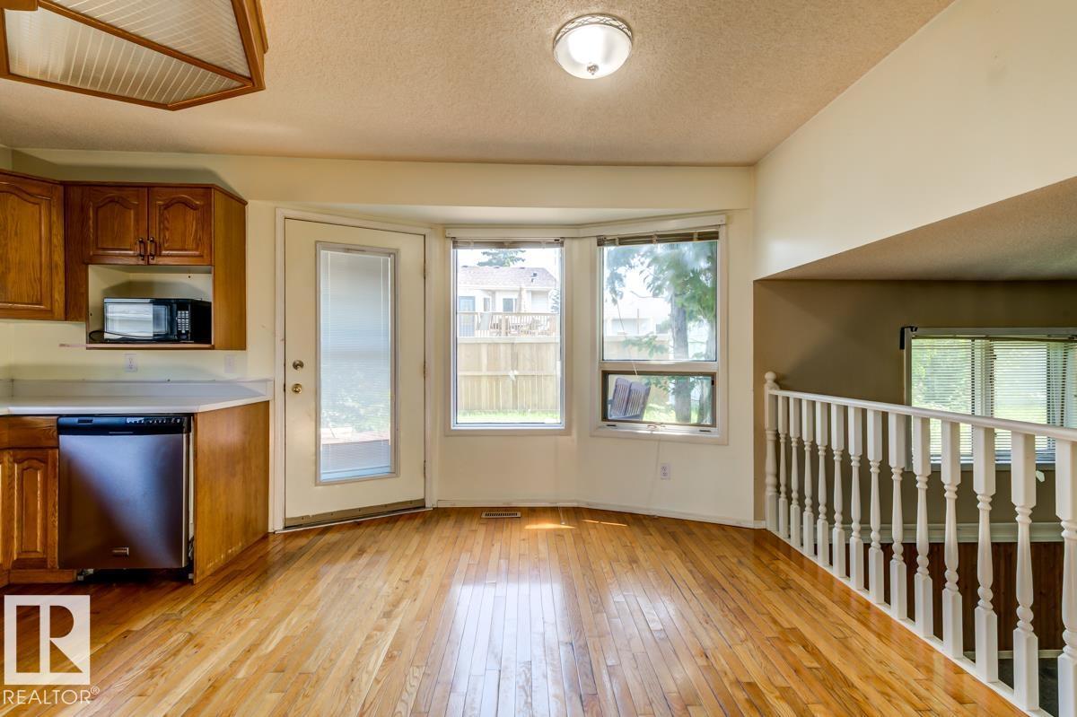3908 28 Av Nw Property Photo 15