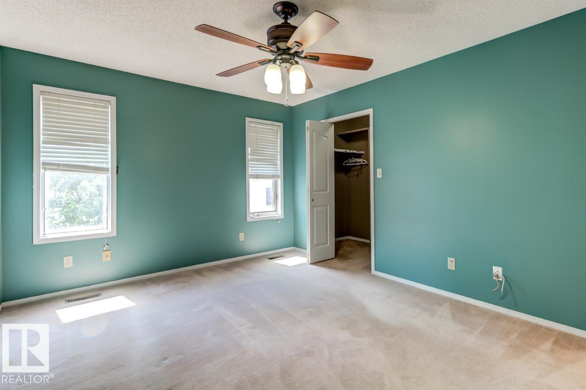 3908 28 Av Nw Property Photo 22