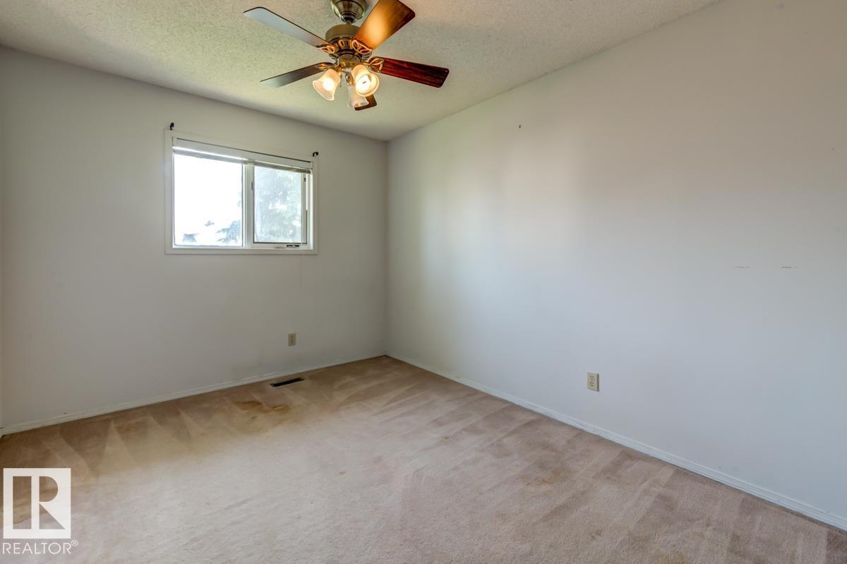 3908 28 Av Nw Property Photo 31