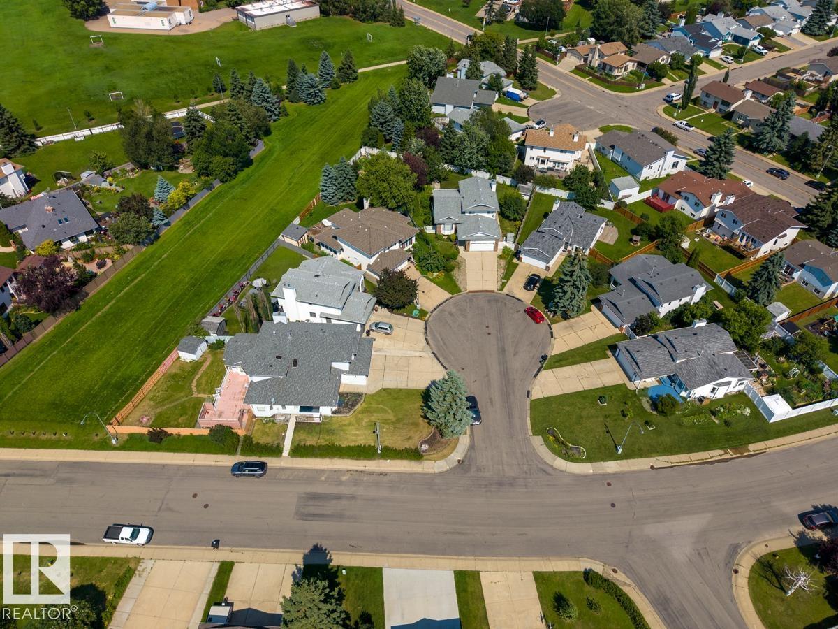 3908 28 Av Nw Property Photo 56