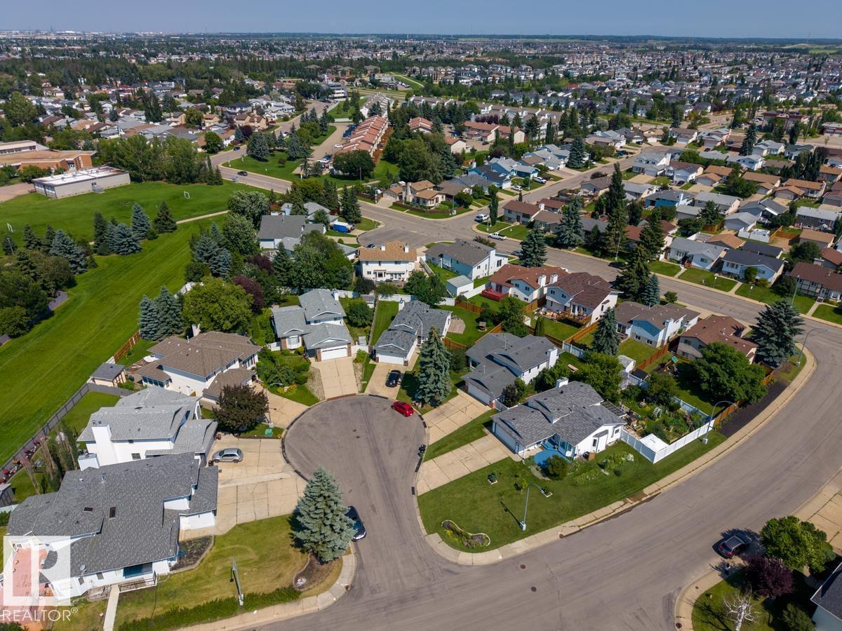 3908 28 Av Nw Property Photo 58