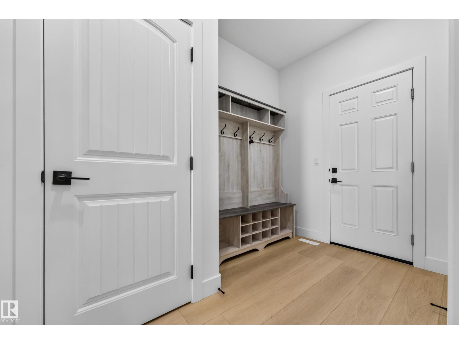 11010 174a Av Nw Property Photo 23
