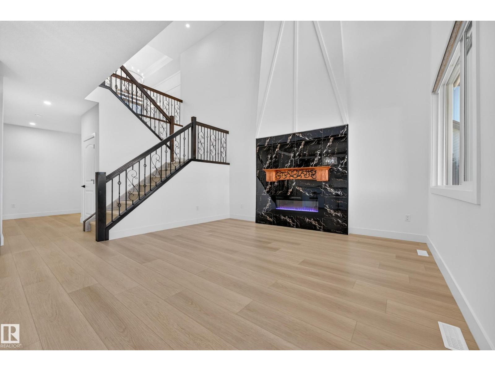11010 174a Av Nw Property Photo 28