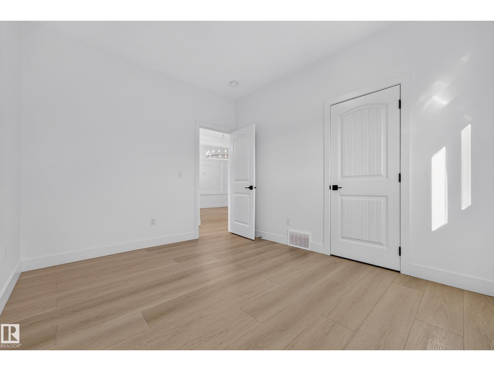 11010 174a Av Nw Property Photo 32