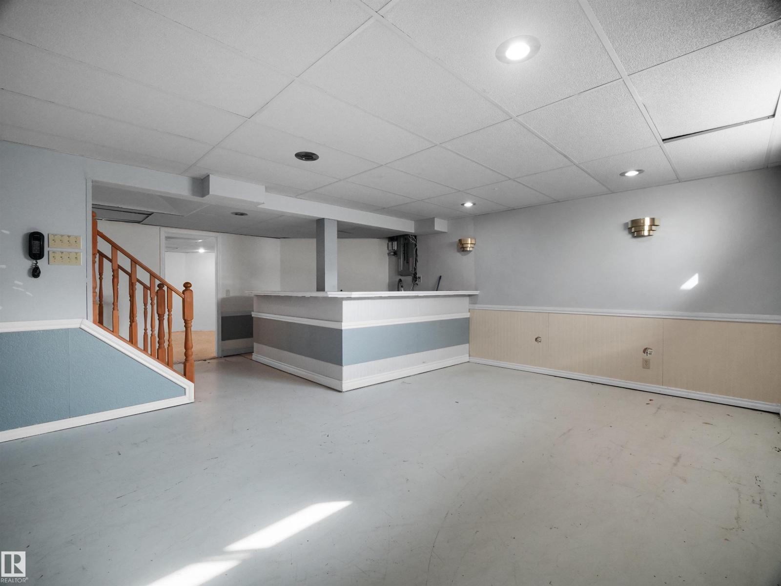 4103 28 Av Nw Property Photo 39