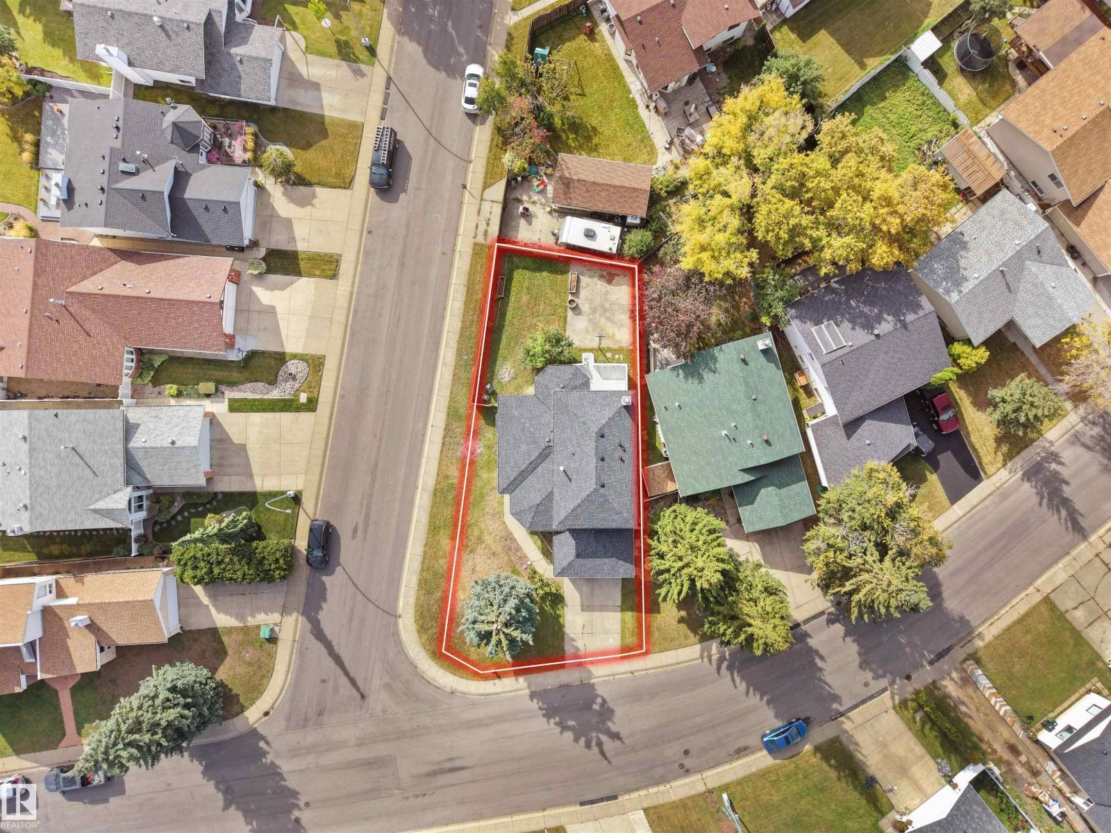 4103 28 Av Nw Property Photo 57